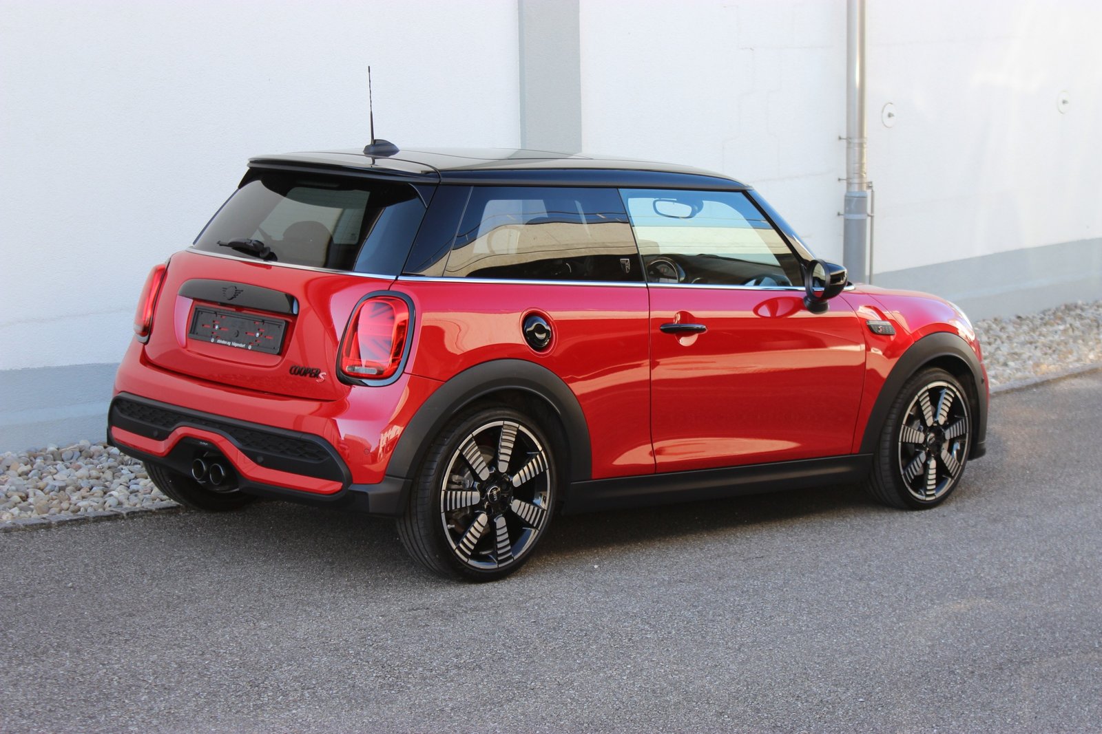 MINI Cooper S Multitone Edition Steptronic DKG, Petrol, Second hand / Used, Automatic - 6