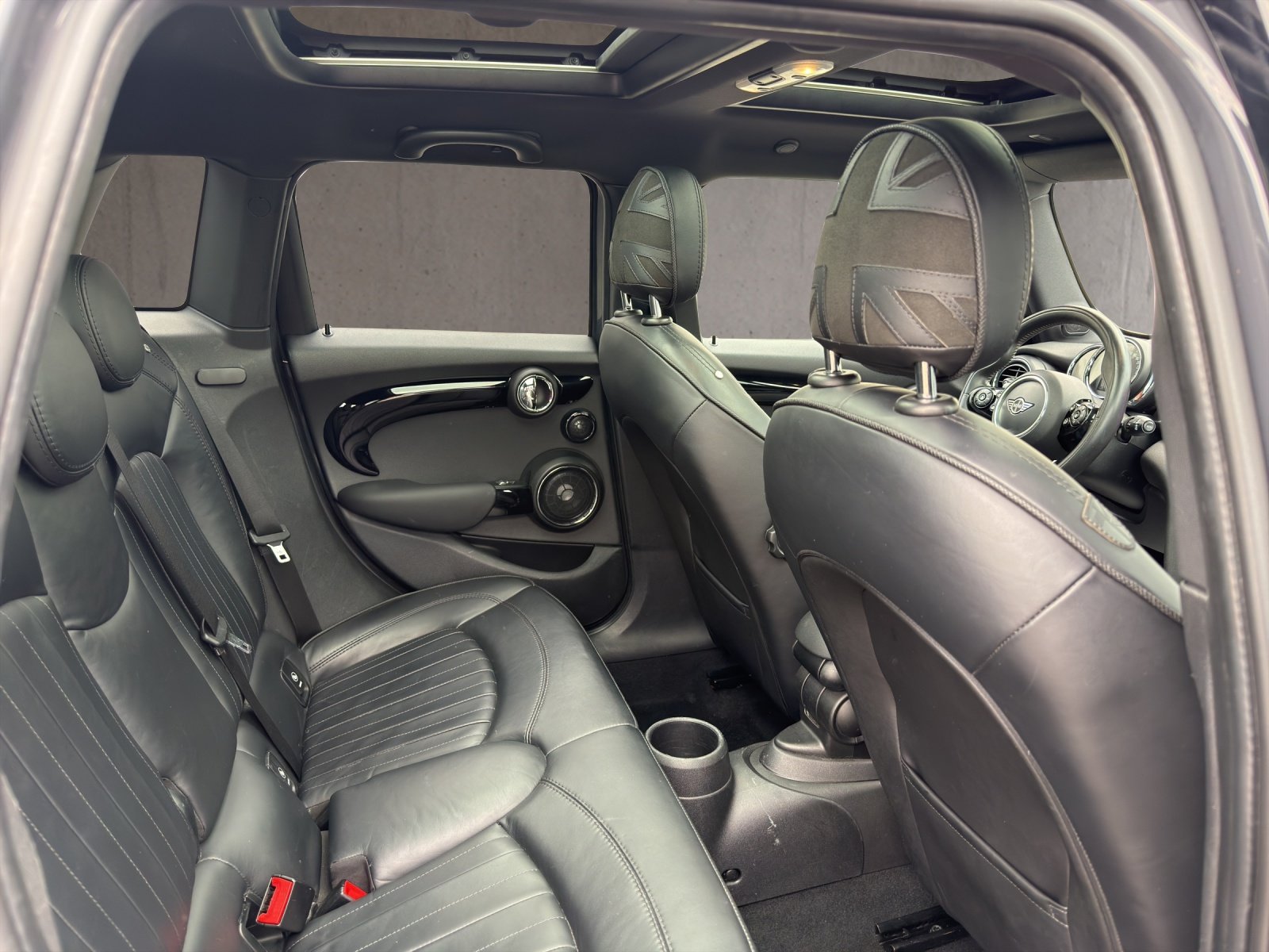 MINI Cooper S Steptronic DKG, Benzin, Occasion / Gebraucht, Automatik - 7