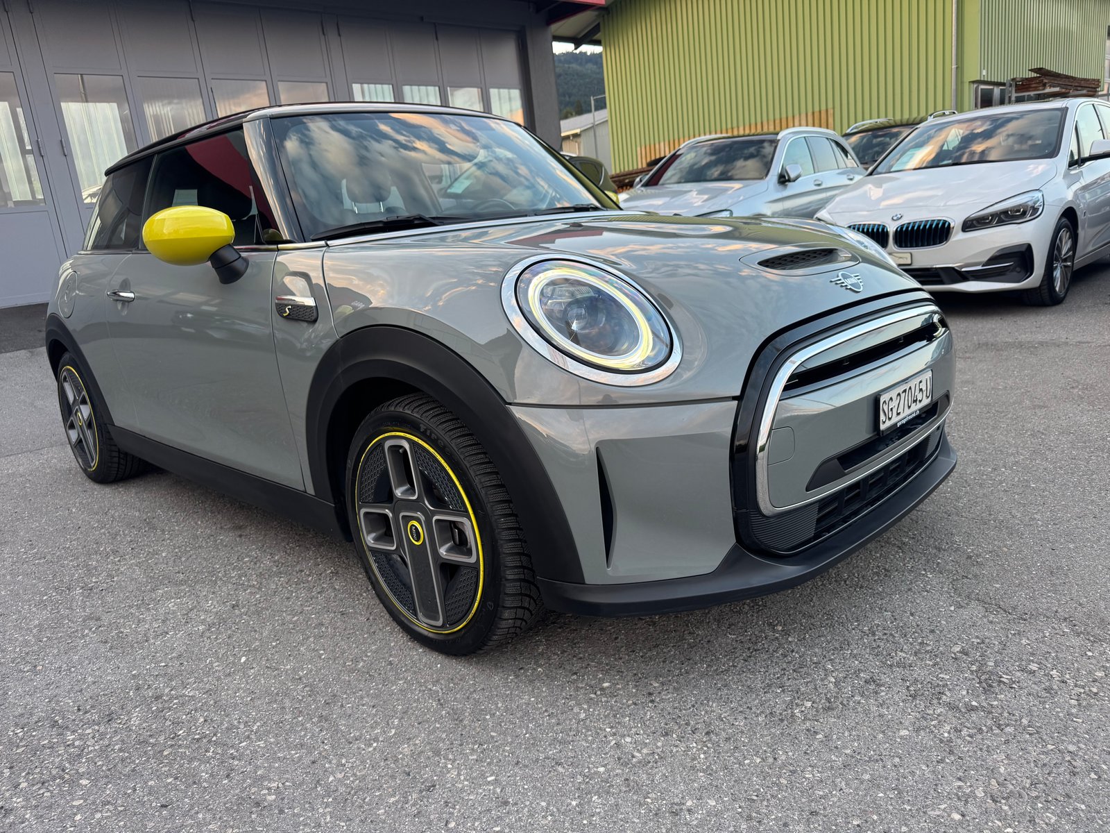 MINI Cooper SE, Elektro, Occasion / Gebraucht, Automatik - 2