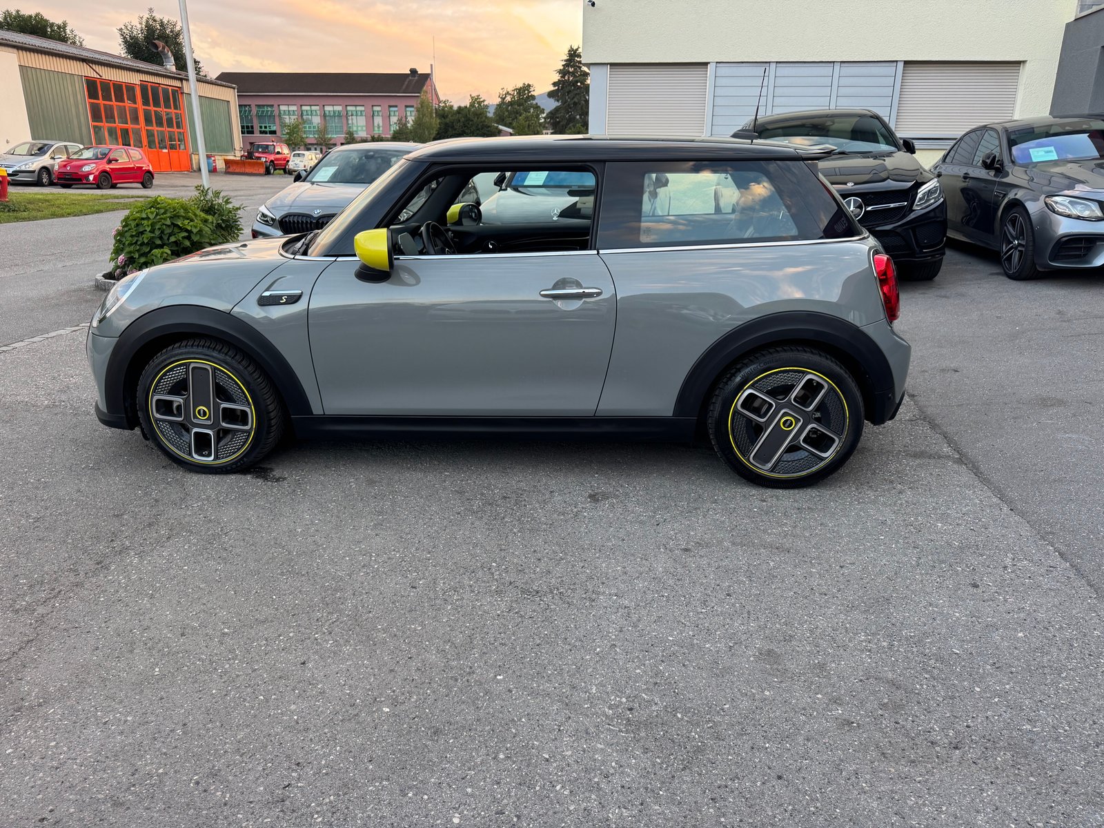MINI Cooper SE, Elektro, Occasion / Gebraucht, Automatik - 5