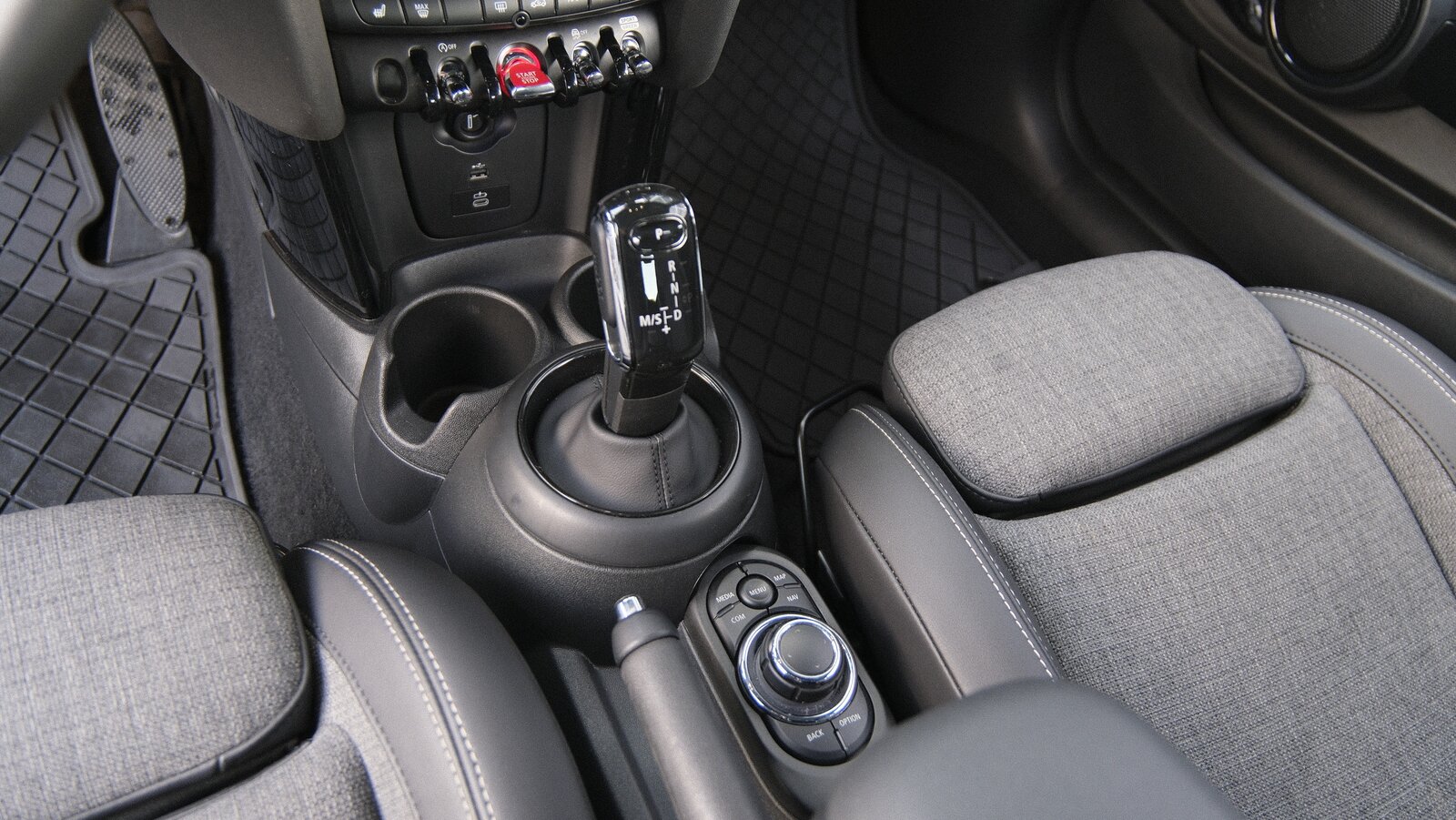 MINI Cooper S Multitone Edition Steptronic DKG, Essence, Occasion / Utilisé, Automatique - 7