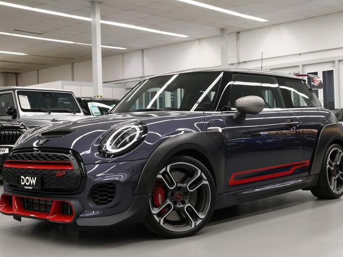 MINI Mini F56 2.0i John Cooper Works GP, Benzin, Occasion / Gebraucht, Automatik