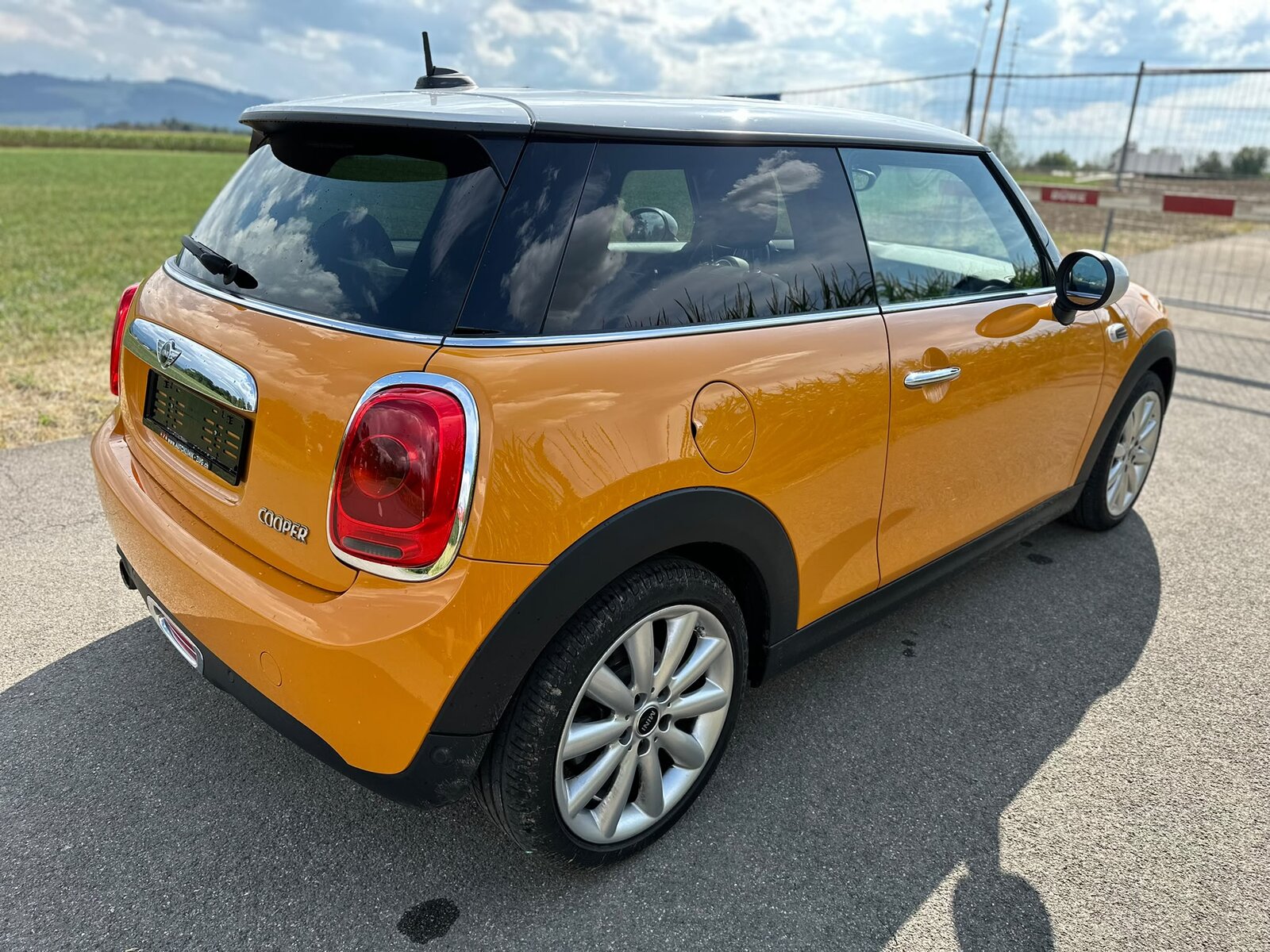 MINI Cooper Steptronic, Petrol, Second hand / Used, Automatic - 6