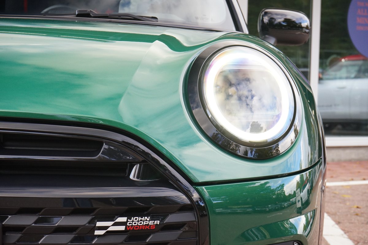 MINI Cooper S DKG "JCW TRIM", Petrol, Ex-demonstrator, Automatic - 7