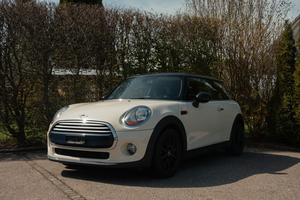MINI COOPER 1.5i COOPER