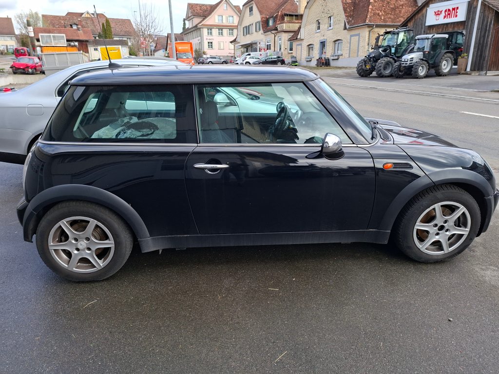 MINI Mini Cooper 1.6i One, Benzin, Occasion / Gebraucht, Handschaltung - 3