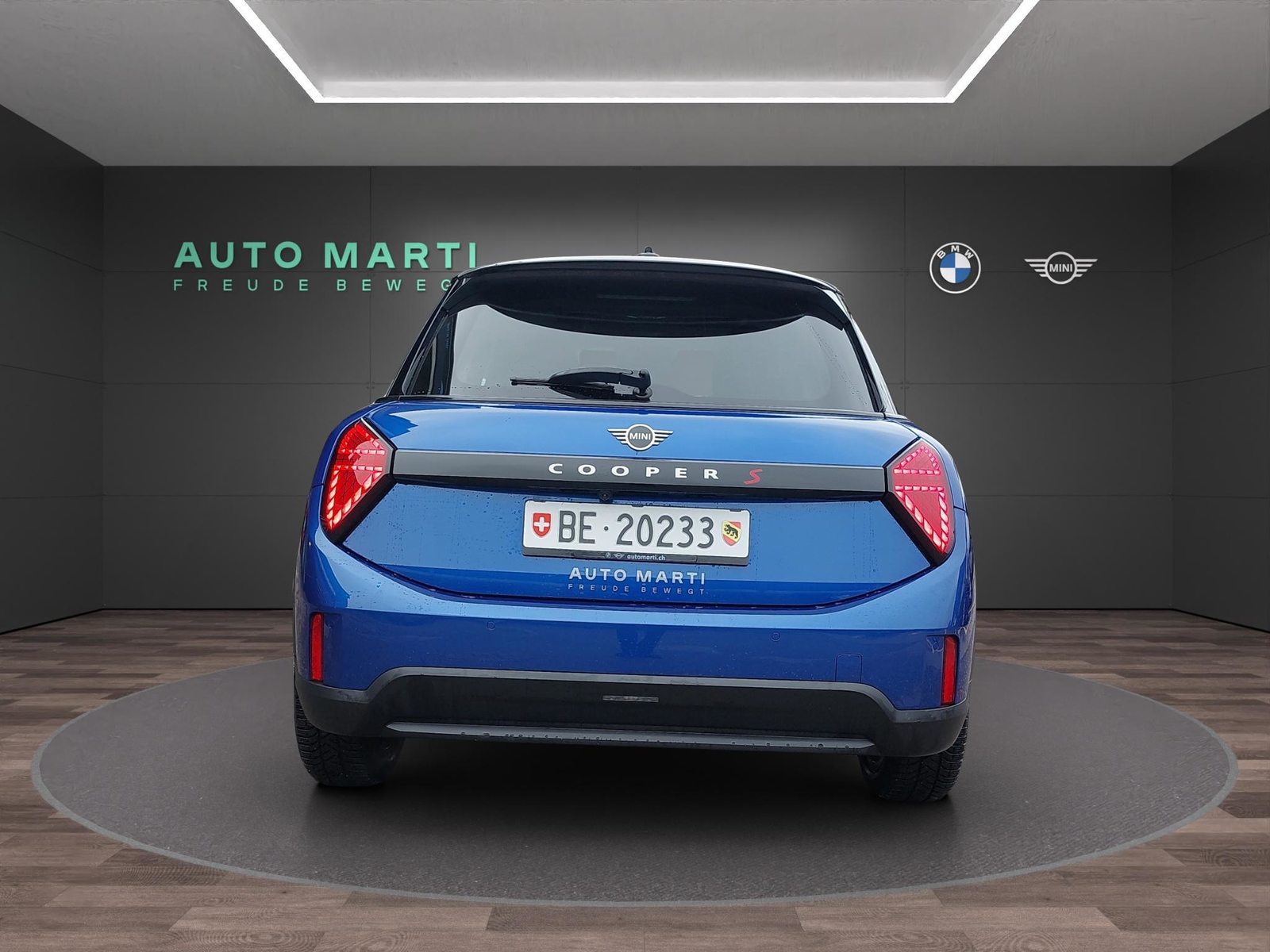 MINI F65 2.0i Cooper S, Petrol, Second hand / Used, Automatic - 3