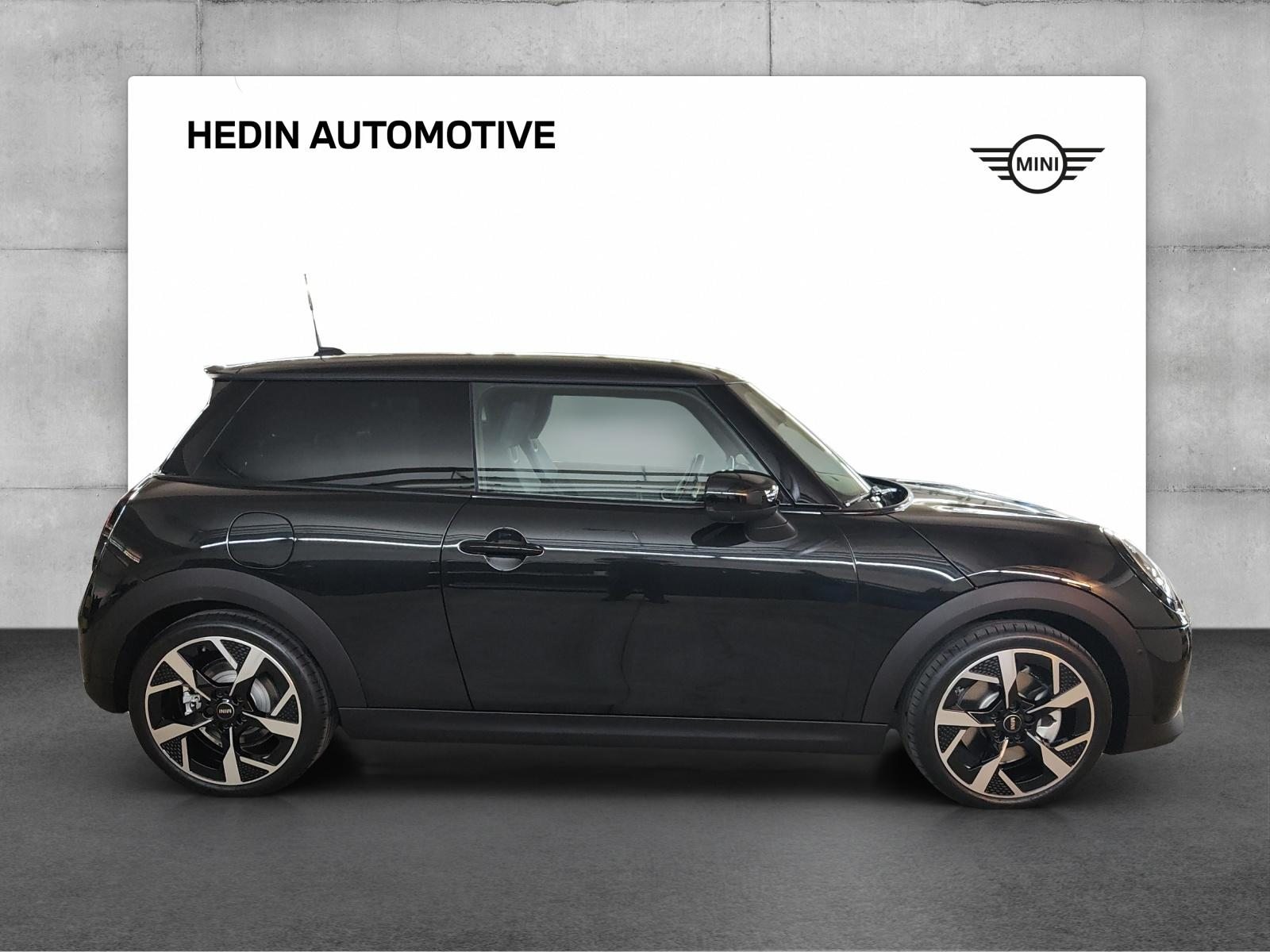 MINI F66 2.0i Cooper S, Petrol, Second hand / Used, Automatic - 6