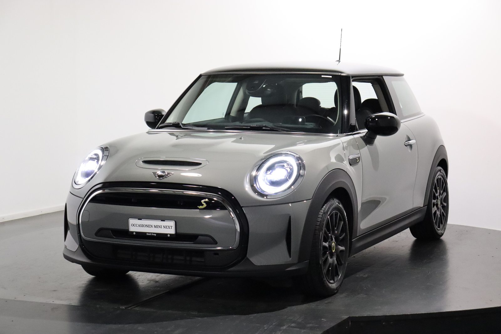 MINI F56 Cooper SE