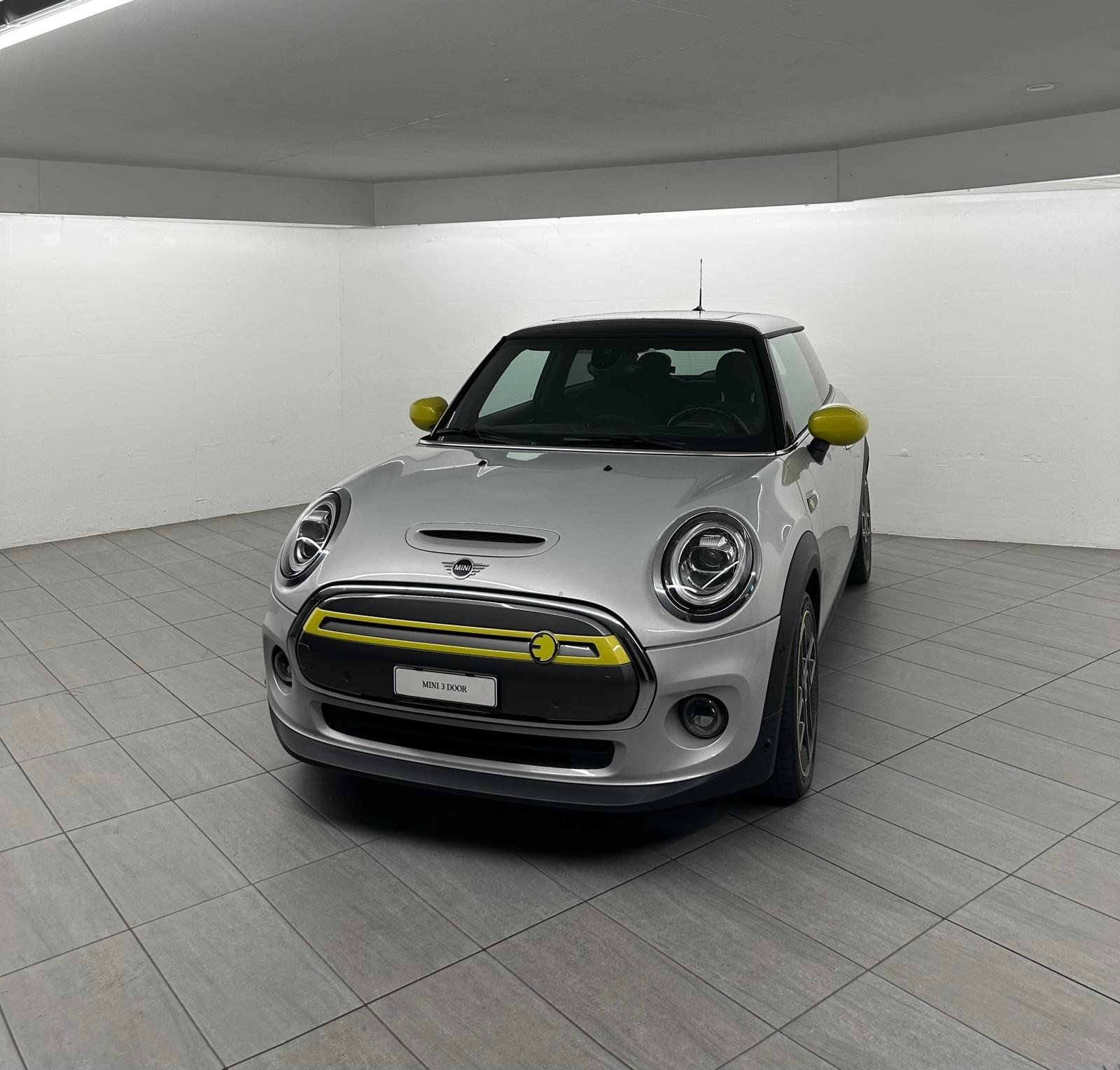 MINI F56 Cooper SE