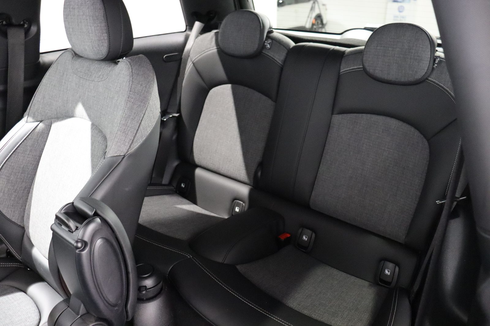 MINI F56 2.0i Cooper S SDKG, Benzin, Occasion / Gebraucht, Automatik - 2