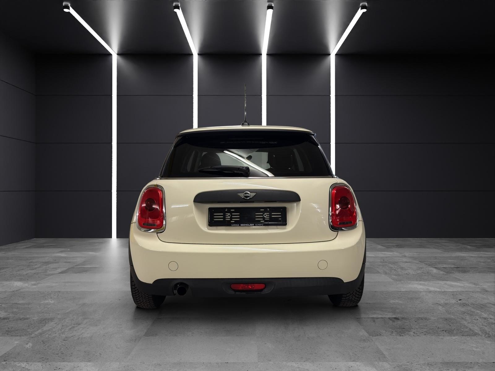 MINI F56 1.2i One First, Petrol, Second hand / Used, Manual - 4