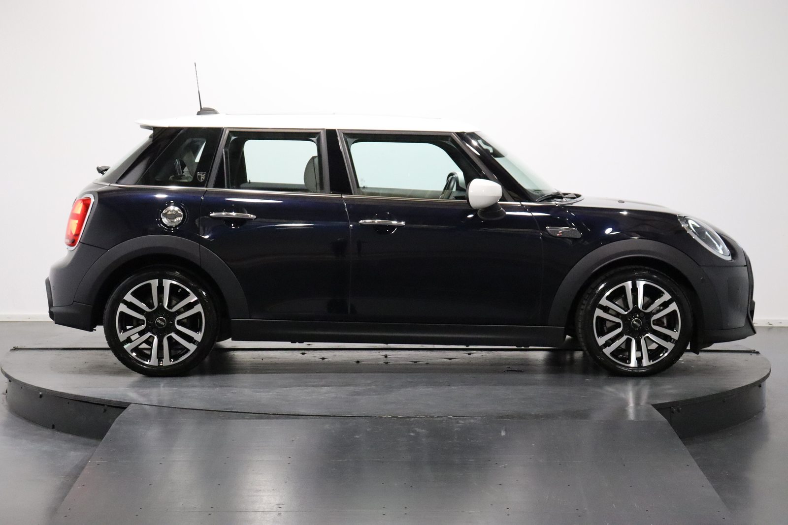 MINI F55 2.0i Cooper S SDKG, Benzina, Occasioni / Usate, Automatico - 2