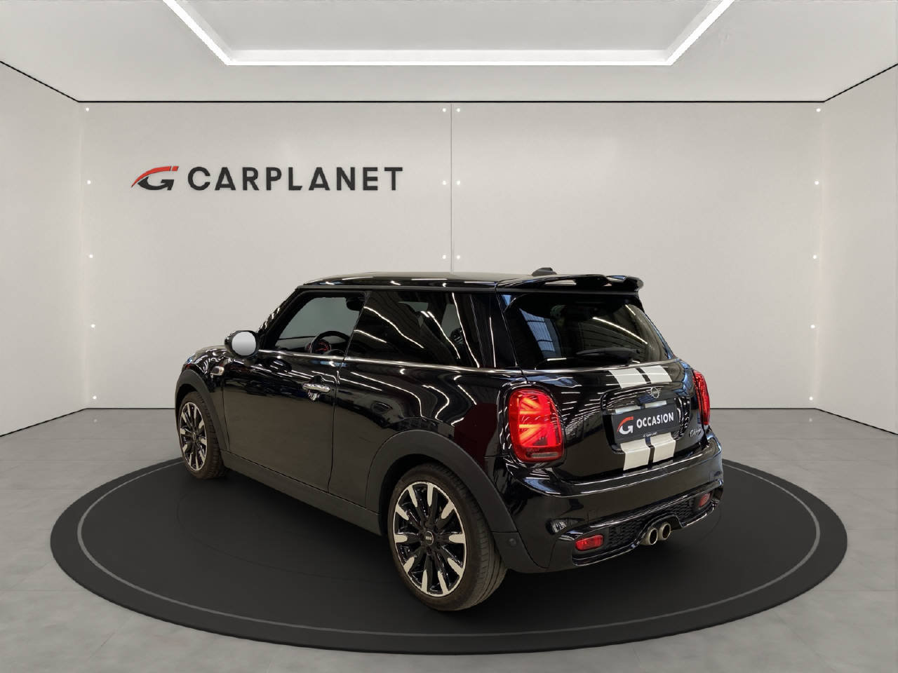 MINI Mini F56 2.0i Cooper S, Petrol, Second hand / Used, Automatic - 3