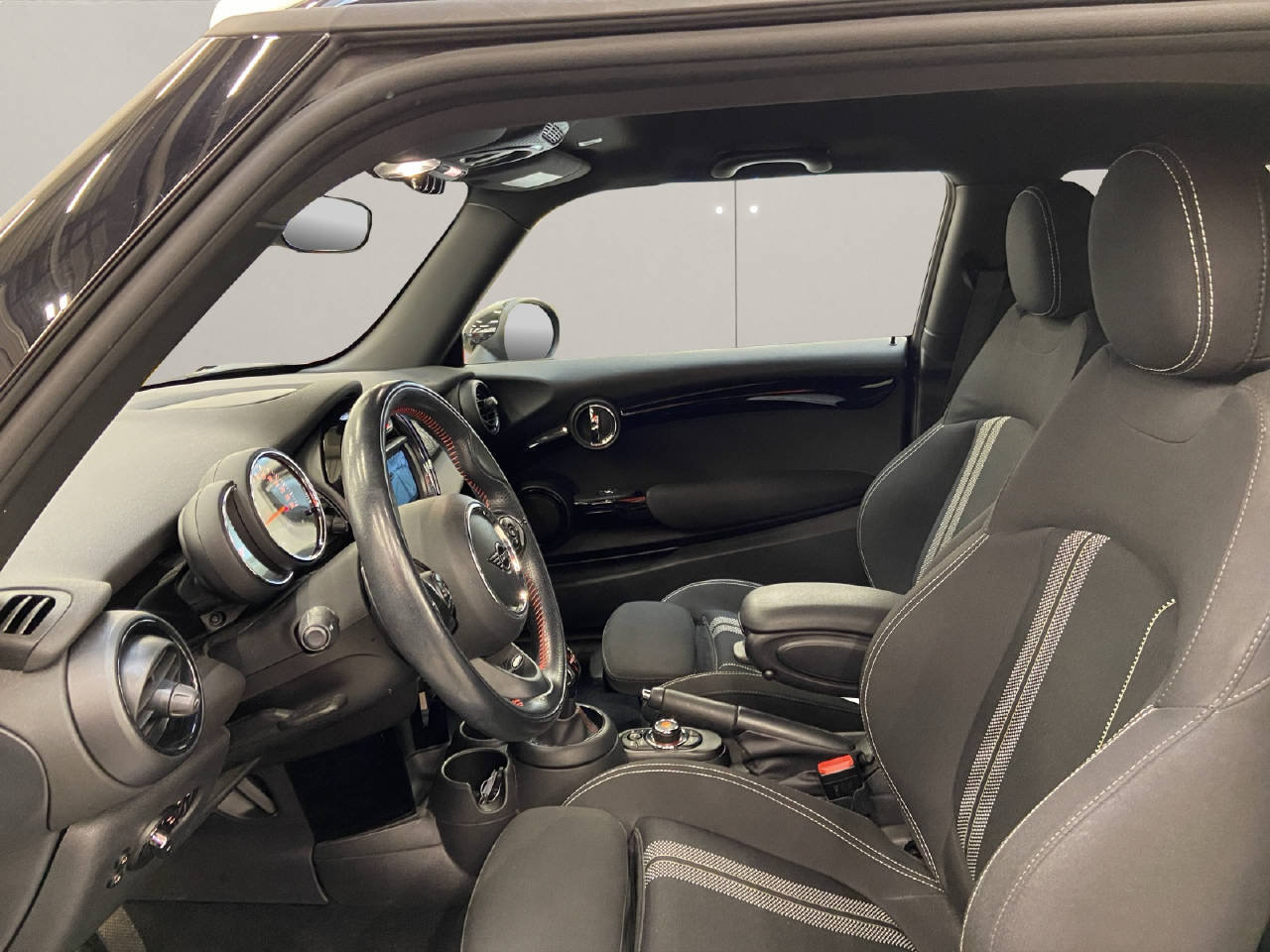MINI Mini F56 2.0i Cooper S, Petrol, Second hand / Used, Automatic - 5