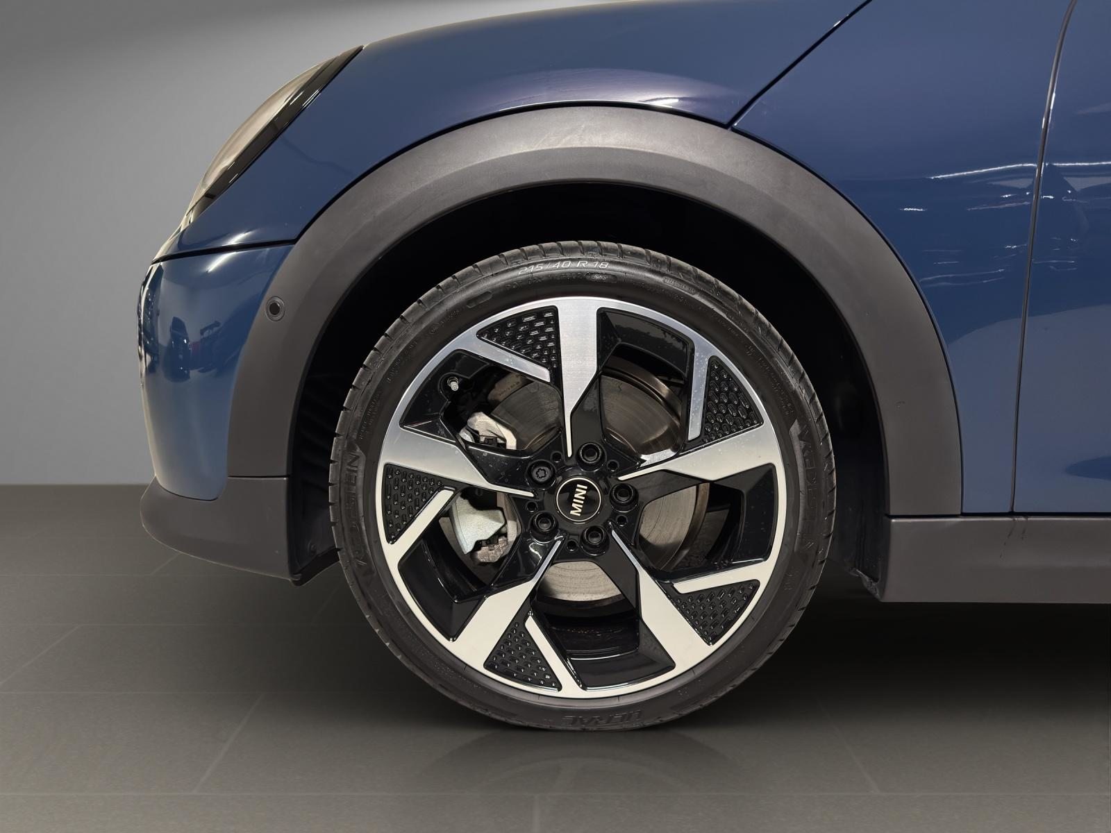 MINI F66 2.0i Cooper S, Essence, Occasion / Utilisé, Automatique - 4