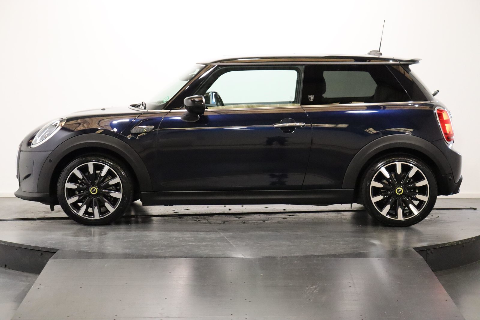 MINI F56 Cooper SE, Electric, Second hand / Used, Automatic - 2