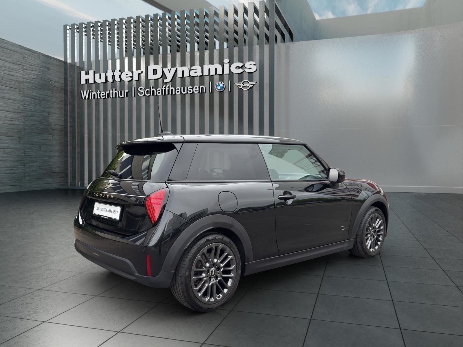 MINI F66 1.5i Cooper C Essential Trim, Essence, Occasion / Utilisé, Automatique - 5