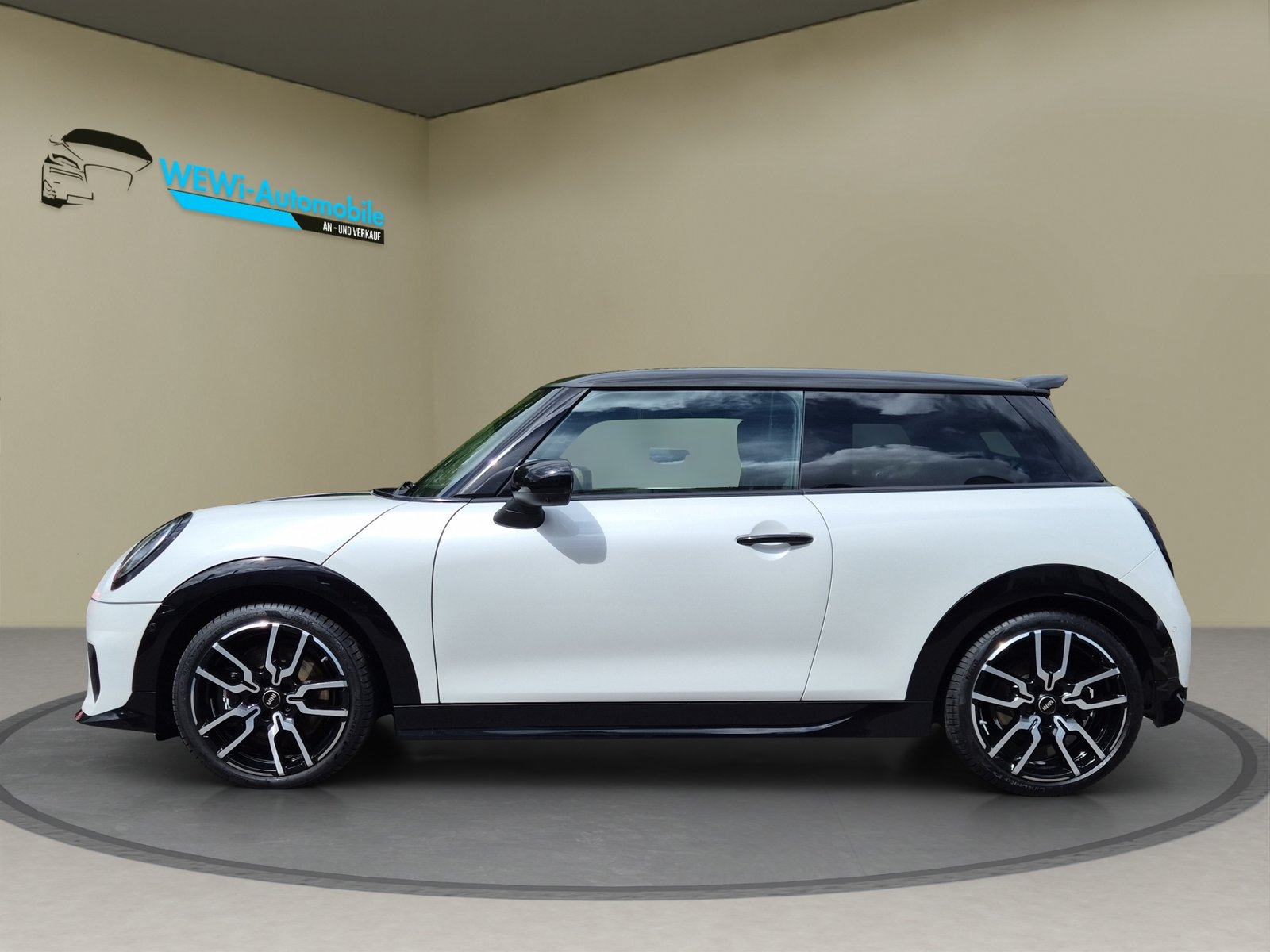MINI Cooper S John Cooper Works DKG, Petrol, Second hand / Used, Automatic - 2