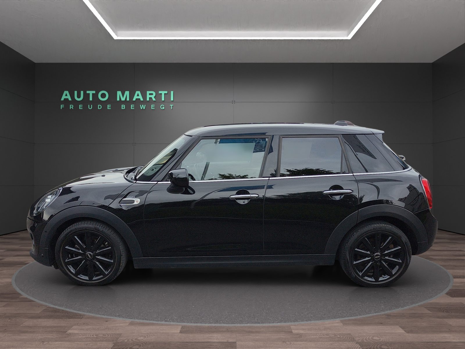 MINI F55 1.5i Cooper, Benzin, Occasion / Gebraucht, Handschaltung - 2