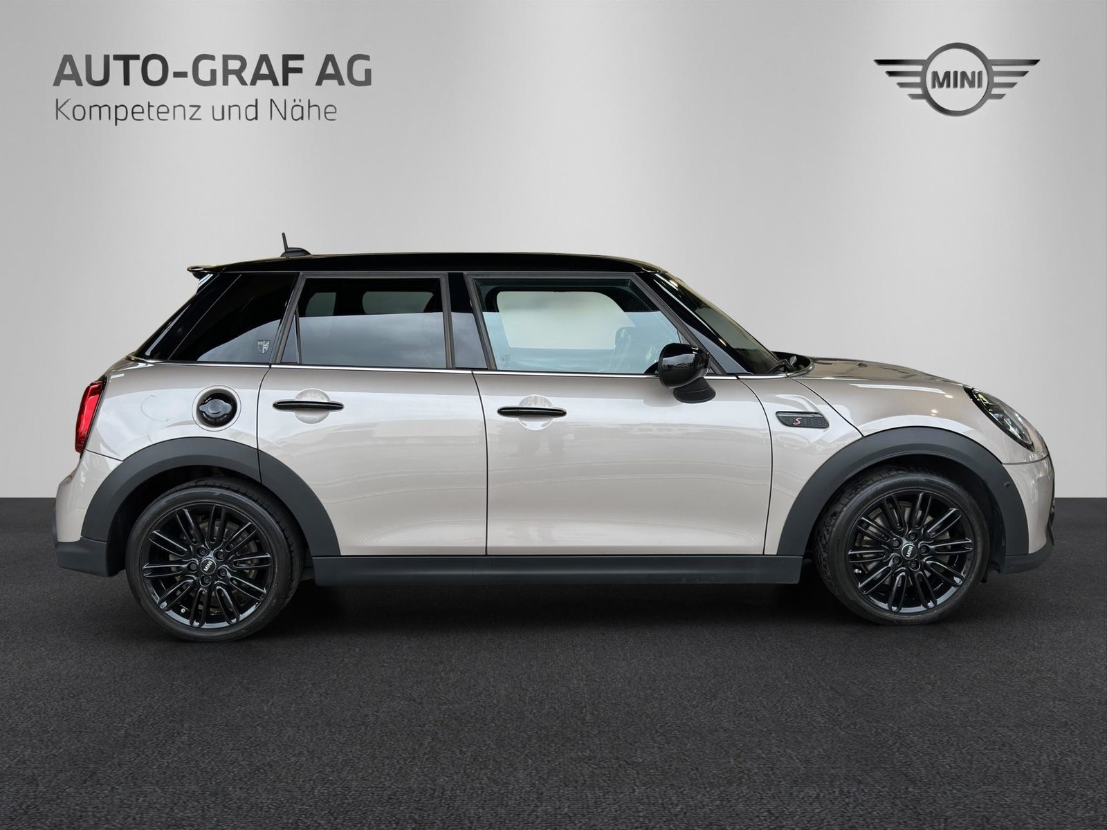 MINI Cooper S 5door, Benzin, Occasion / Gebraucht, Automatik - 6
