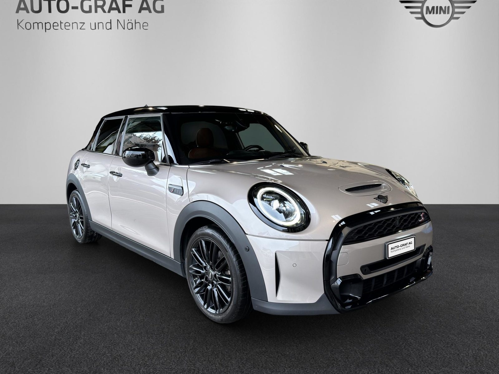 MINI Cooper S 5door, Benzin, Occasion / Gebraucht, Automatik - 7