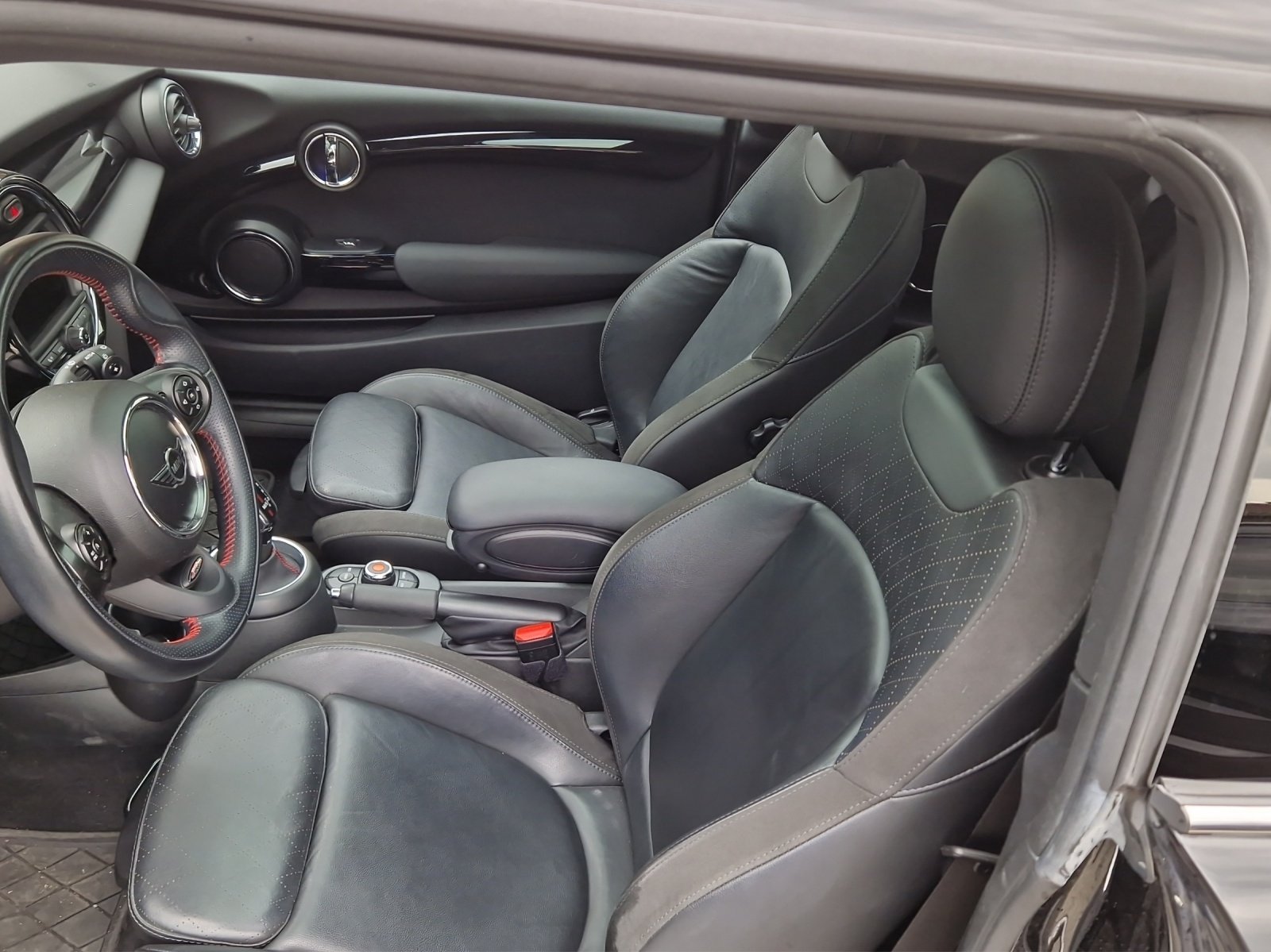 MINI Mini F56 2.0 SD Cooper SAG, Diesel, Occasion / Utilisé, Automatique - 3