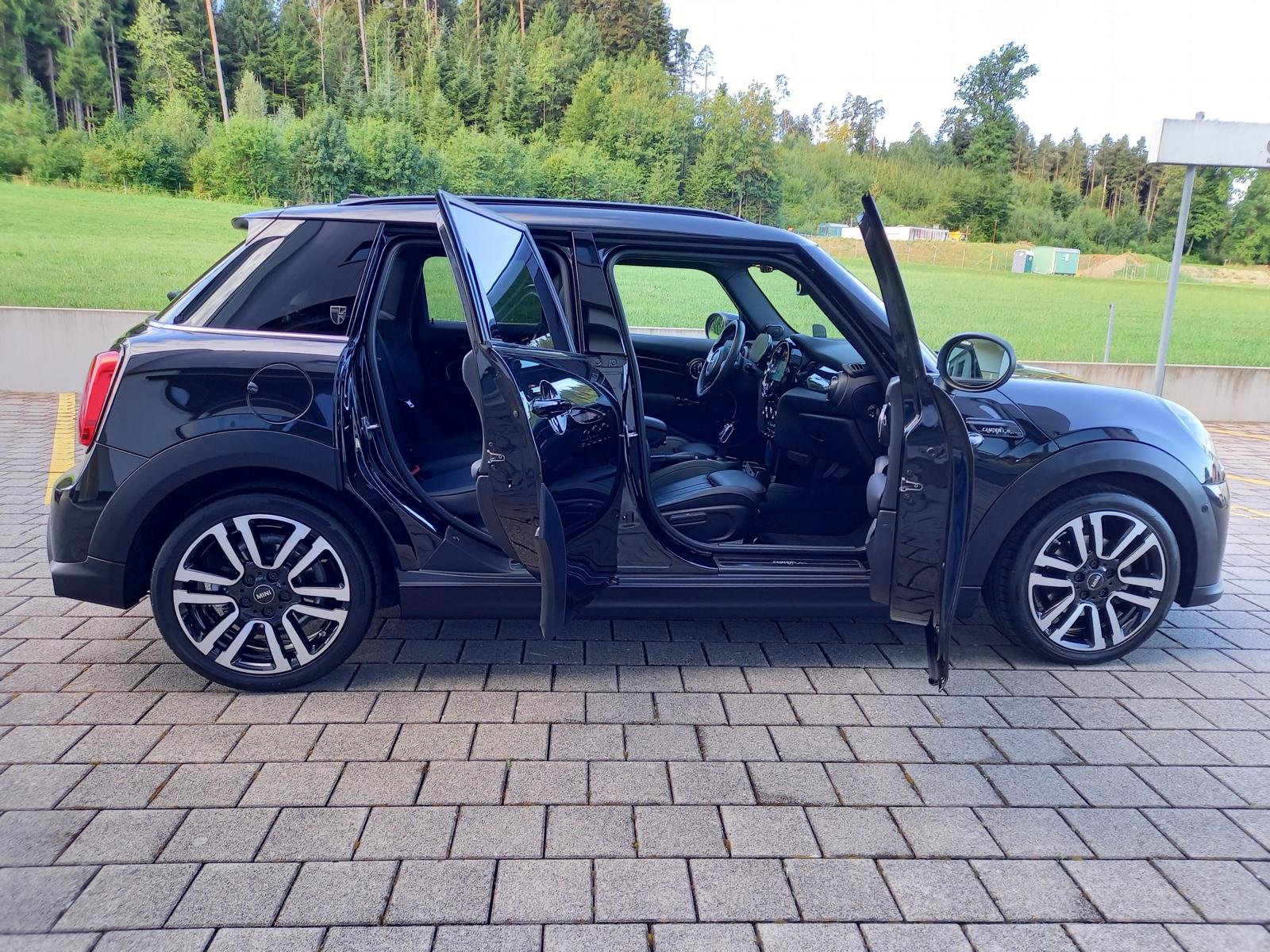 MINI Mini F55 1.5i Cooper, Petrol, Second hand / Used, Automatic - 5