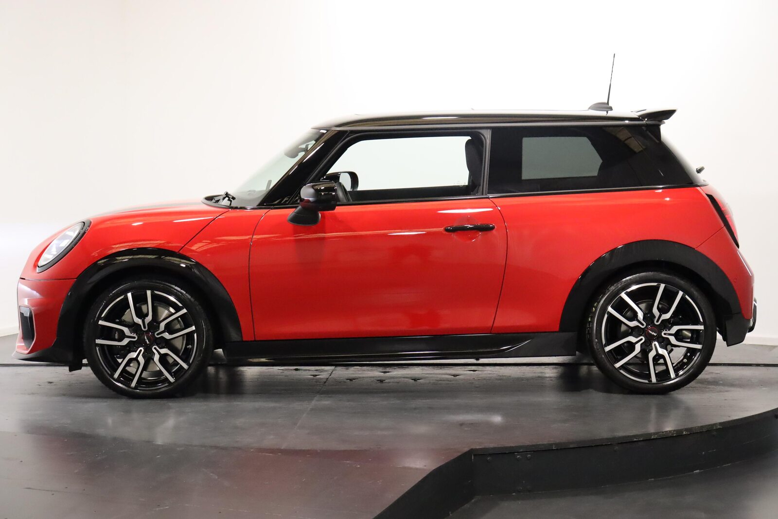 MINI F66 2.0i Cooper S SDKG, Benzina, Occasioni / Usate, Automatico - 3