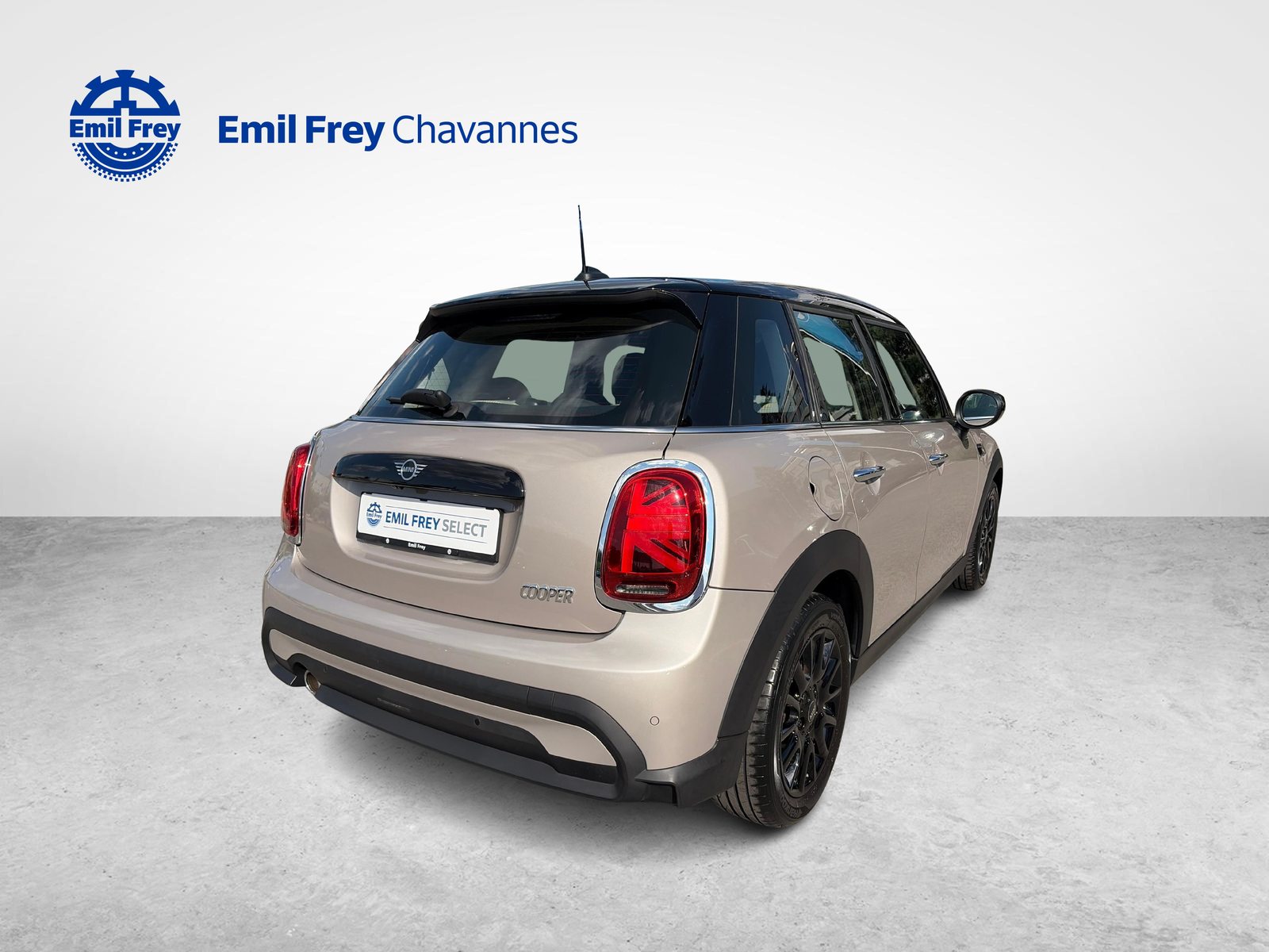 MINI F55 1.5i Cooper Classic Trim, Essence, Occasion / Utilisé, Automatique - 4