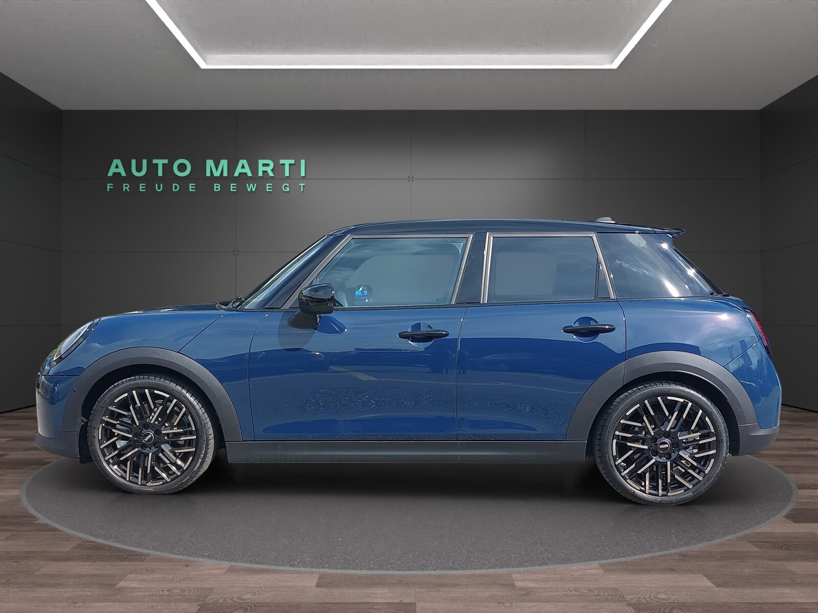MINI F65 2.0i Cooper S, Petrol, Second hand / Used, Automatic - 2