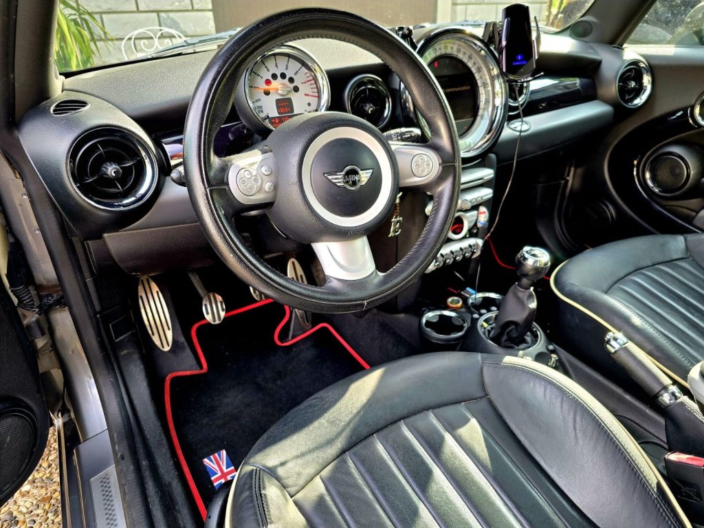 MINI COOPER 1.6i COOPER S, Benzin, Occasion / Gebraucht, Handschaltung - 7