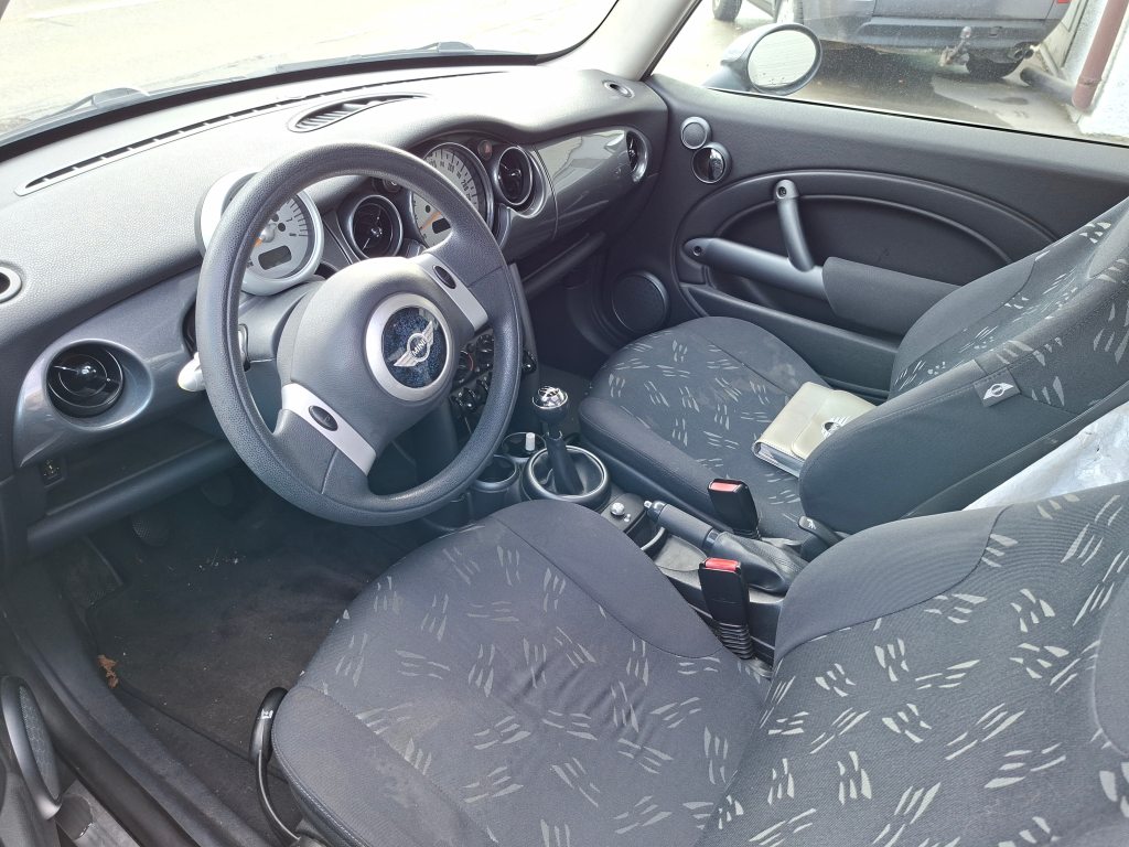 MINI Mini Cooper 1.6i One, Benzin, Occasion / Gebraucht, Handschaltung - 5