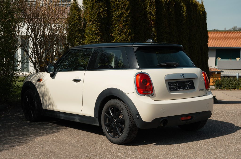 MINI COOPER 1.5i COOPER, Benzin, Occasion / Gebraucht, Handschaltung - 5