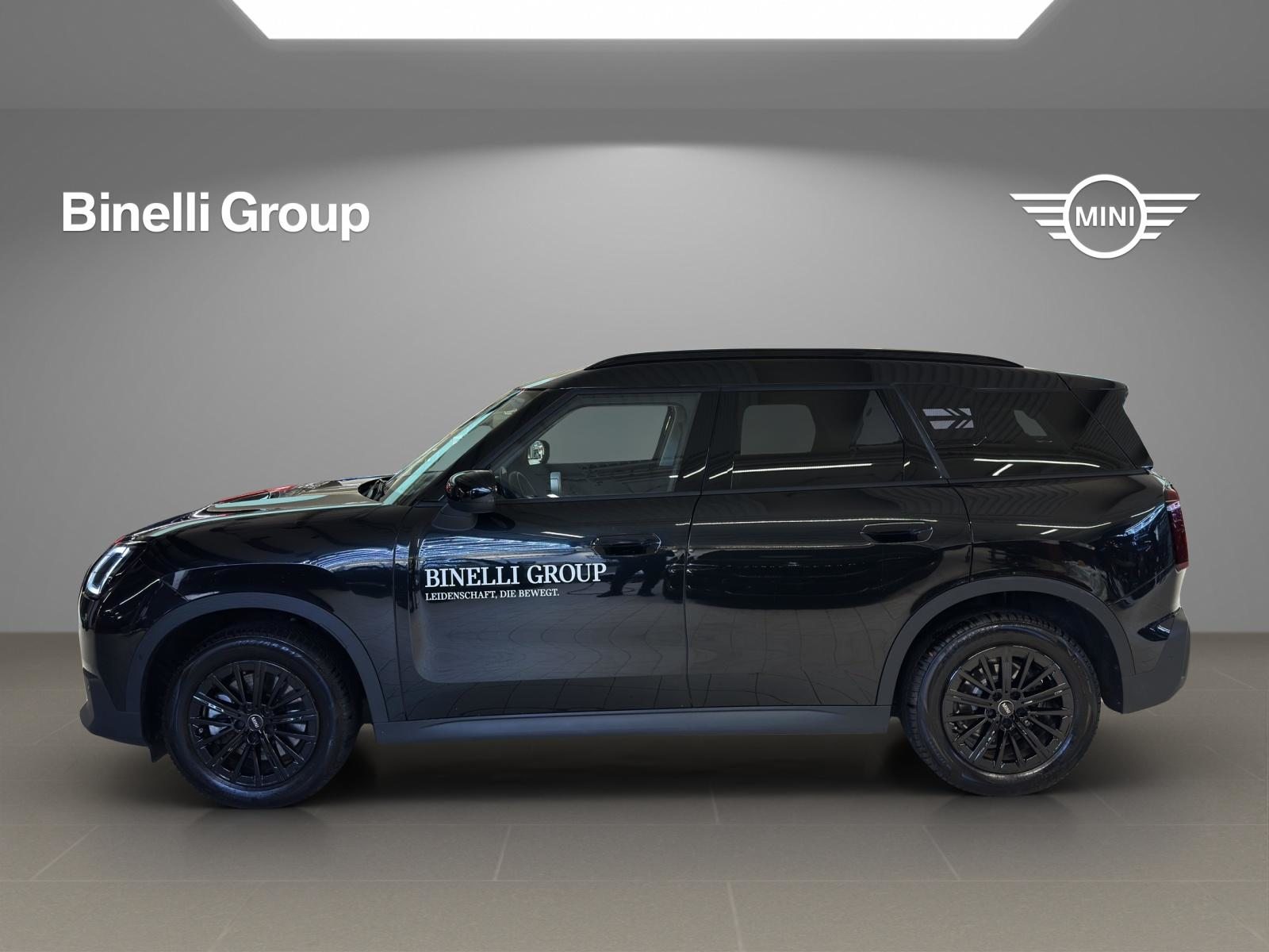 MINI Countryman C, Mild-Hybrid Petrol/Electric, Second hand / Used, Automatic - 3