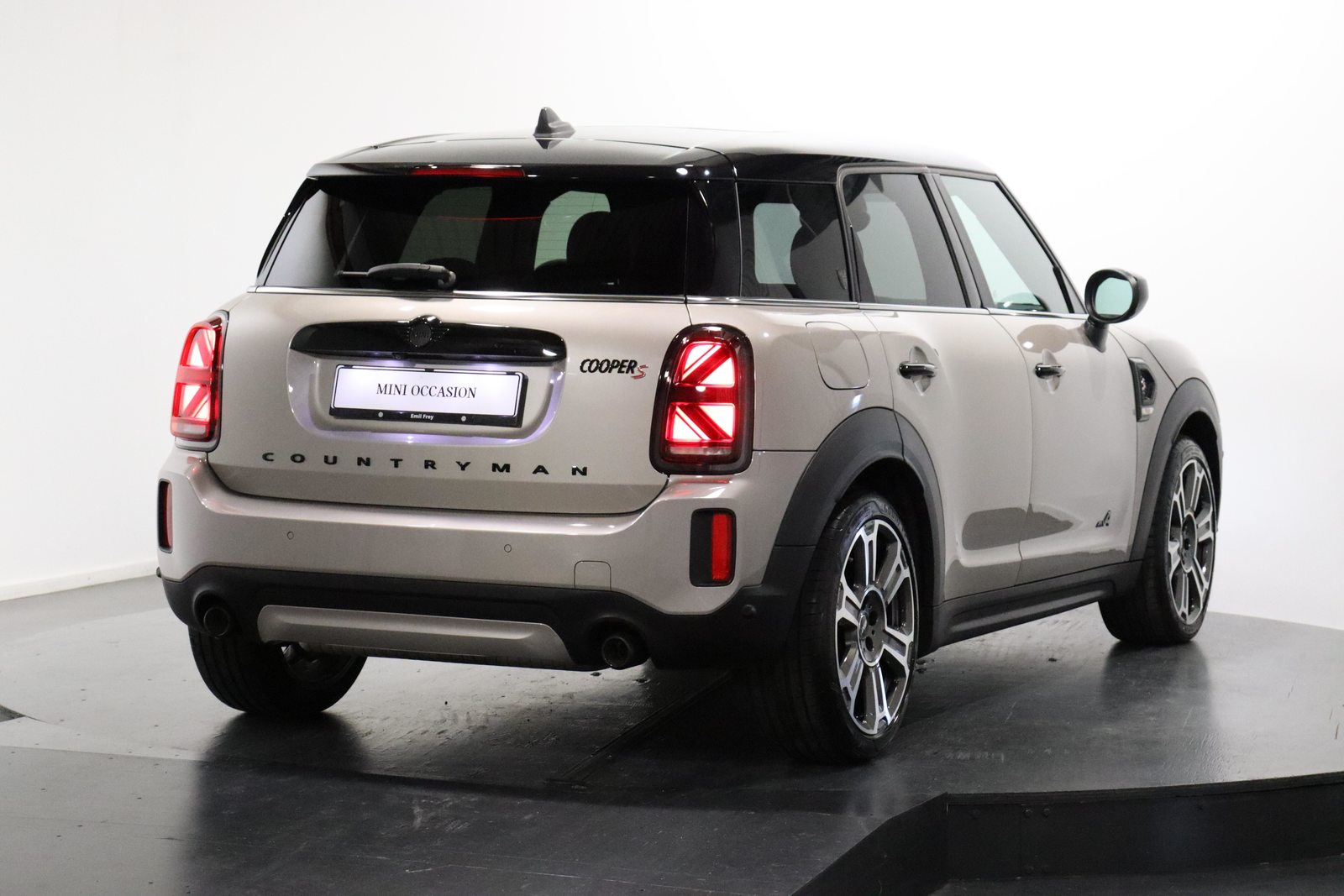 MINI Countryman F60 2.0i Cooper S ALL4, Benzin, Occasion / Gebraucht, Automatik - 4