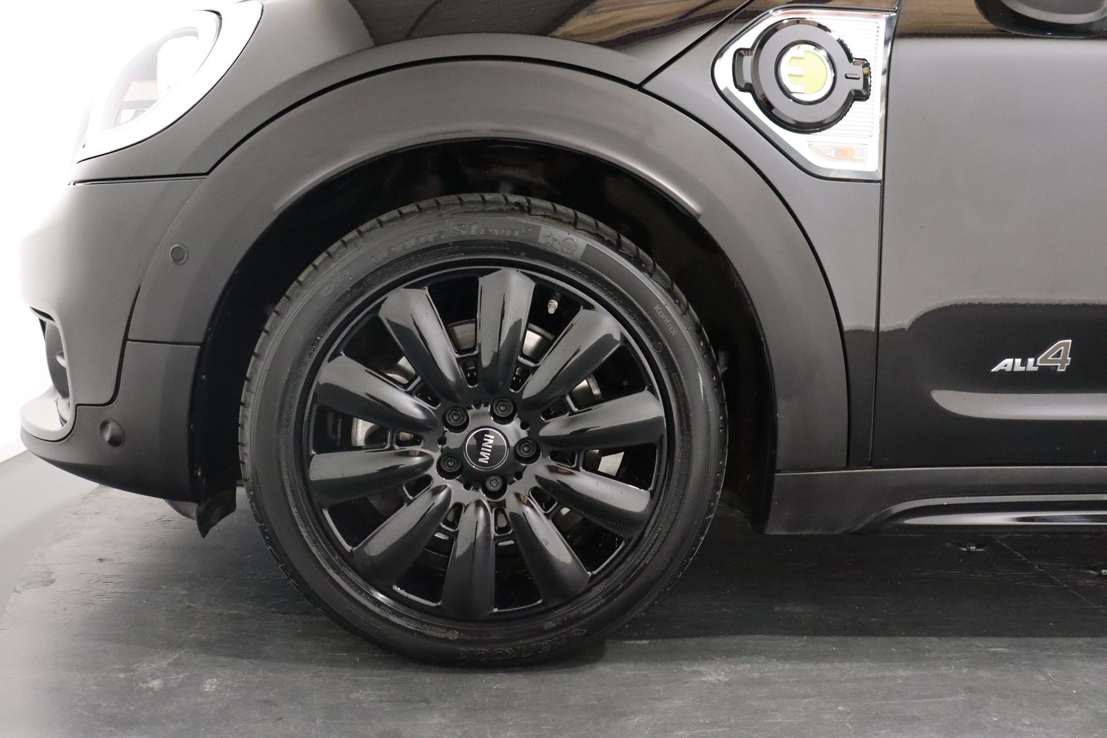 MINI Countryman F60 1.5i Cooper S E ALL4, Hybride Rechargeable Essence/Électricité, Occasion / Utilisé, Automatique - 5