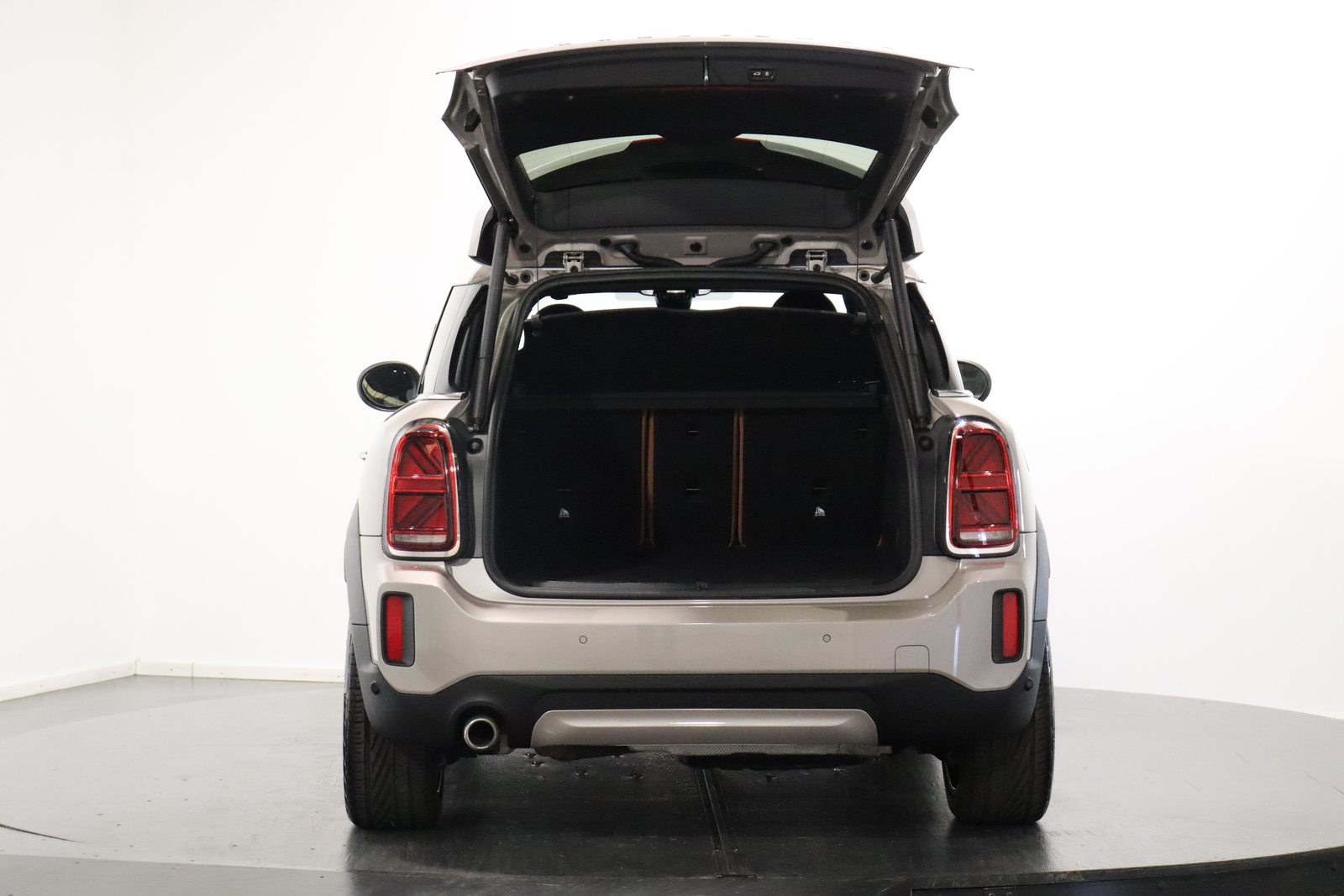 MINI Countryman F60 1.5i Cooper S E ALL4, Plug-in-Hybrid Petrol/Electric, Second hand / Used, Automatic - 4