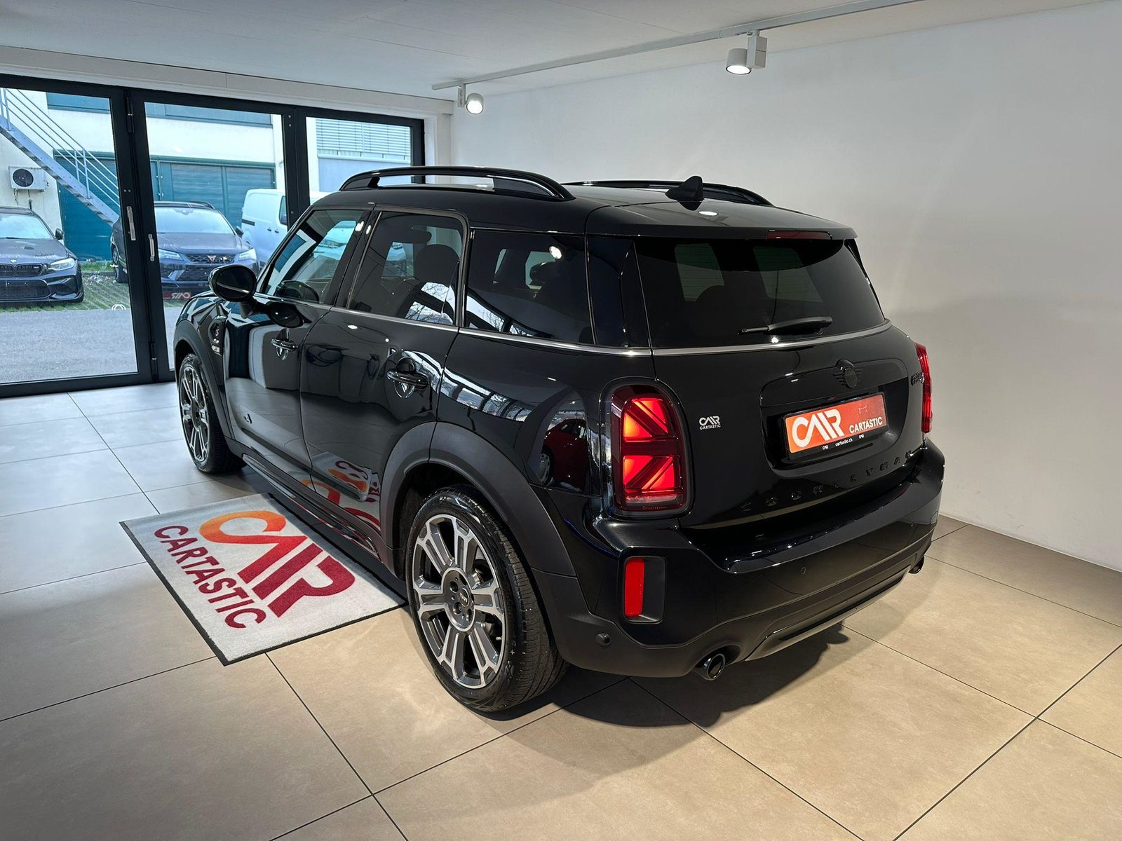 MINI Countryman F60 2.0i Cooper S ALL4, Petrol, Second hand / Used, Automatic - 3