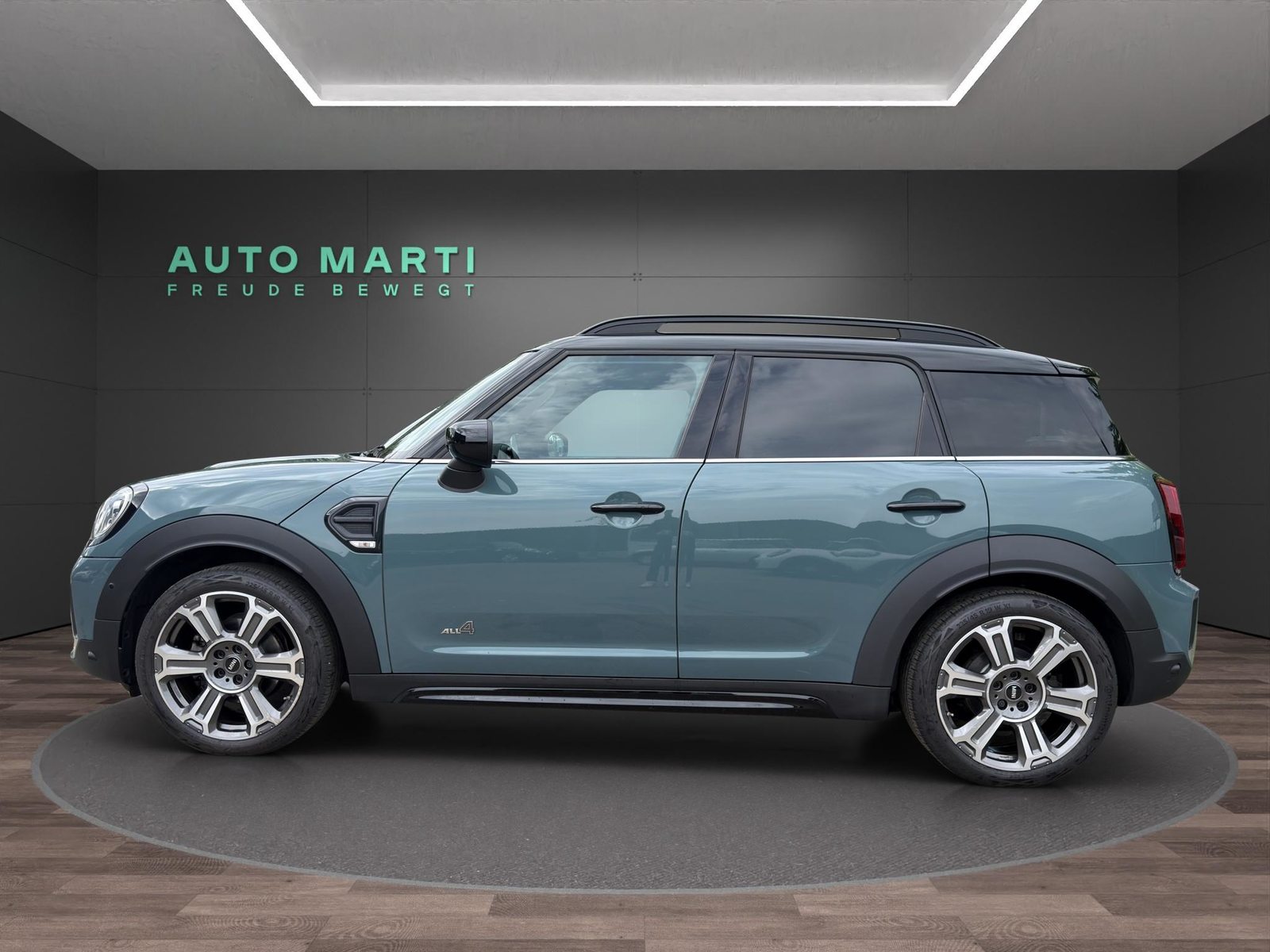 MINI Countryman F60 1.5i Cooper ALL4, Petrol, Second hand / Used, Automatic - 2