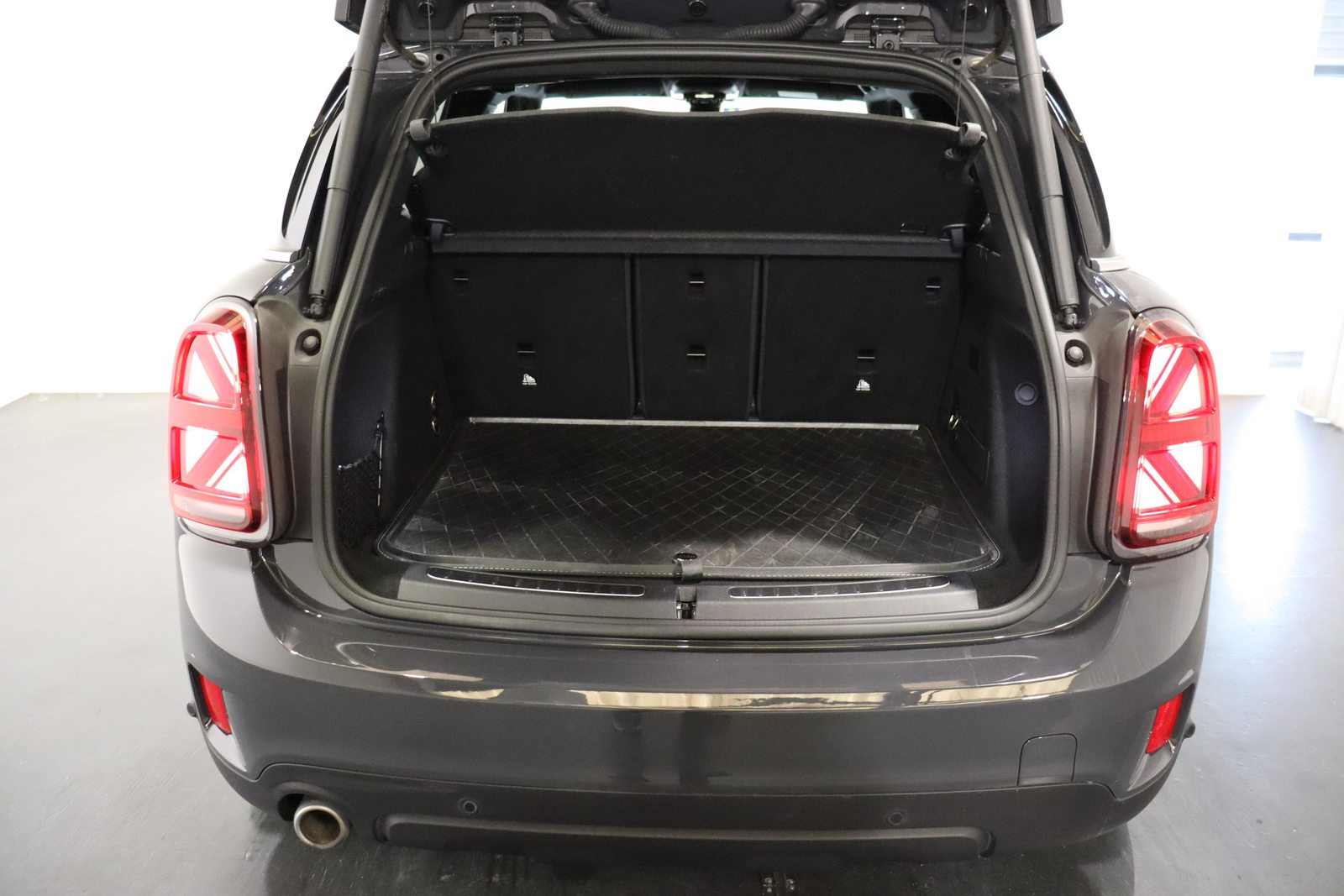 MINI Countryman F60 1.5i Cooper S E ALL4, Plug-in-Hybrid Petrol/Electric, Second hand / Used, Automatic - 6