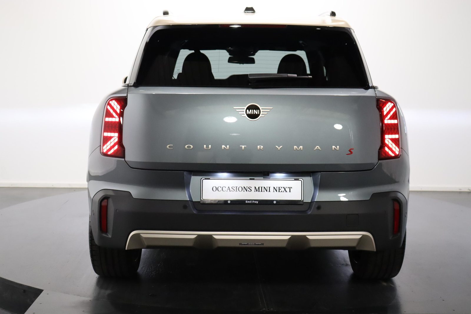 MINI Countryman U25 2.0i S ALL4, Mild-Hybrid Petrol/Electric, Second hand / Used, Automatic - 2