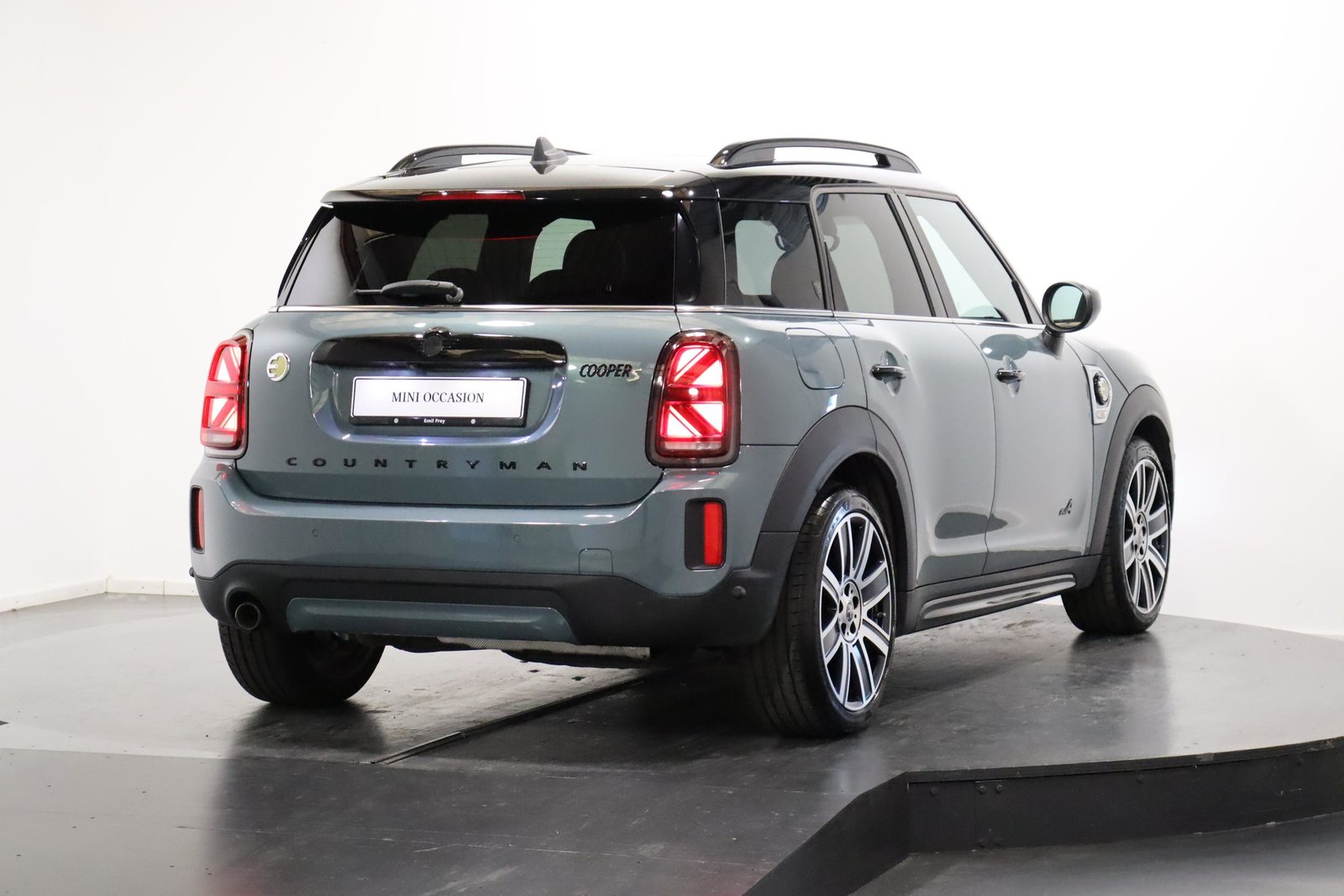 MINI Countryman F60 1.5i Cooper S E ALL4, Plug-in-Hybrid Benzin/Elektro, Occasion / Gebraucht, Automatik - 4
