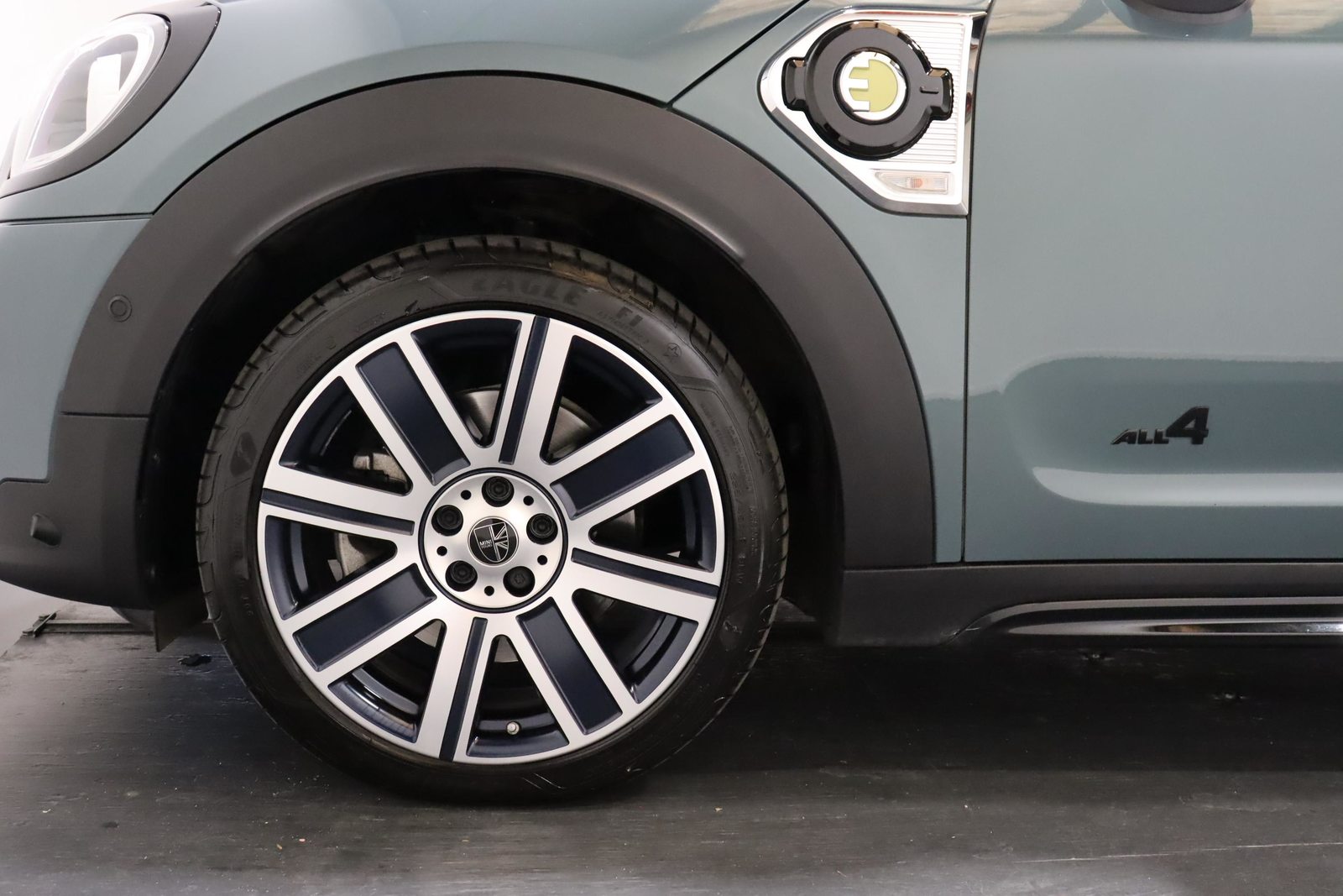 MINI Countryman F60 1.5i Cooper S E ALL4, Plug-in-Hybrid Benzin/Elektro, Occasion / Gebraucht, Automatik - 7