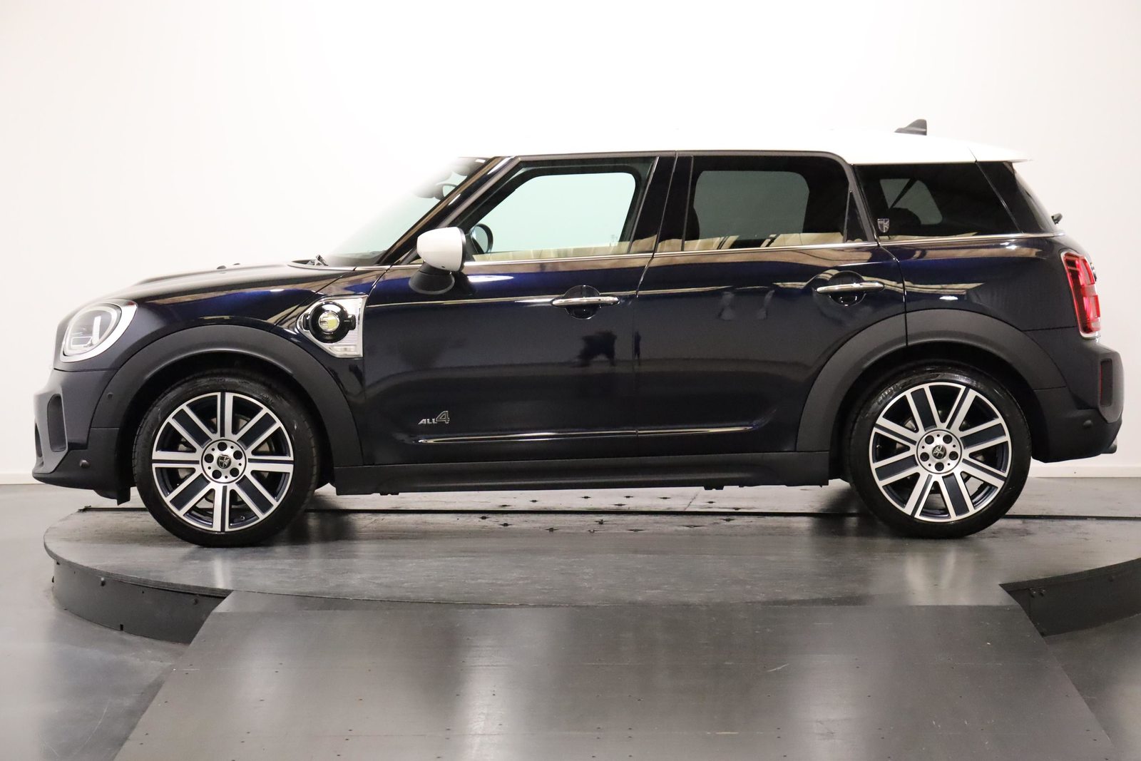 MINI Countryman F60 1.5i Cooper S E ALL4, Hybride Rechargeable Essence/Électricité, Occasion / Utilisé, Automatique - 3