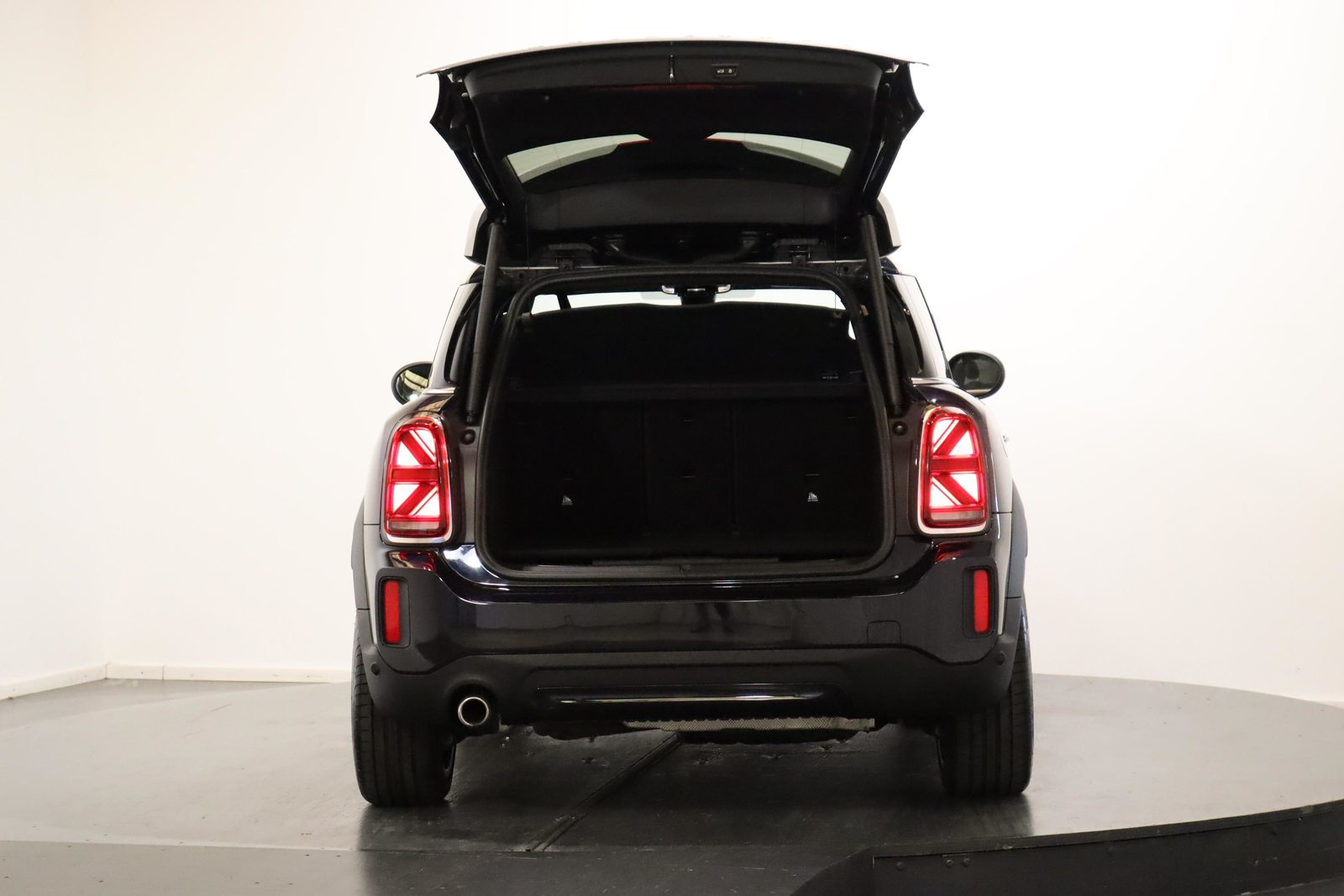 MINI Countryman F60 1.5i Cooper S E ALL4, Hybride Rechargeable Essence/Électricité, Occasion / Utilisé, Automatique - 6