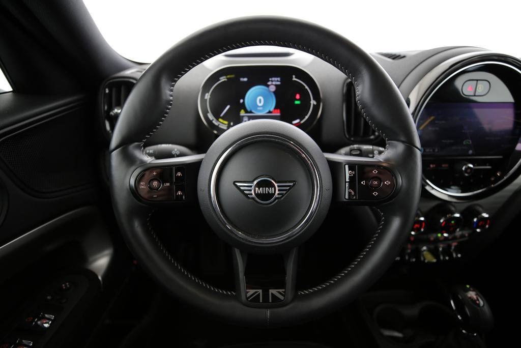 MINI Countryman F60 1.5i Cooper S E ALL4, Hybride Rechargeable Essence/Électricité, Occasion / Utilisé, Automatique - 6