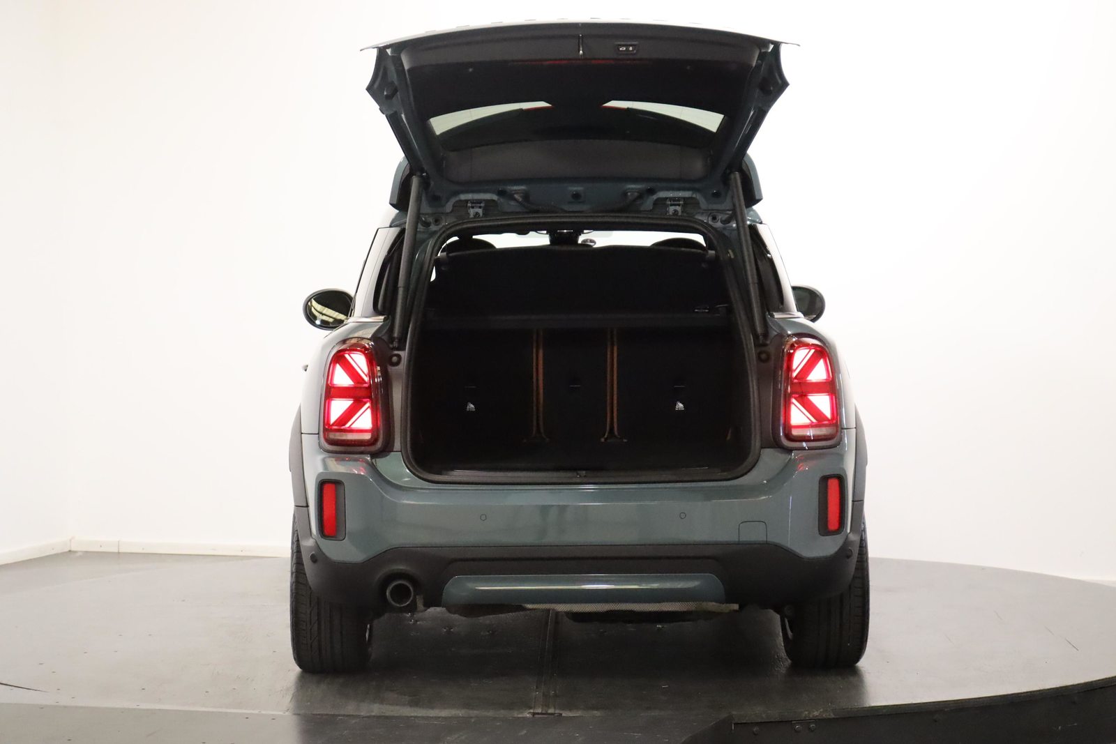 MINI Countryman F60 1.5i Cooper S E ALL4, Hybride Rechargeable Essence/Électricité, Occasion / Utilisé, Automatique - 6