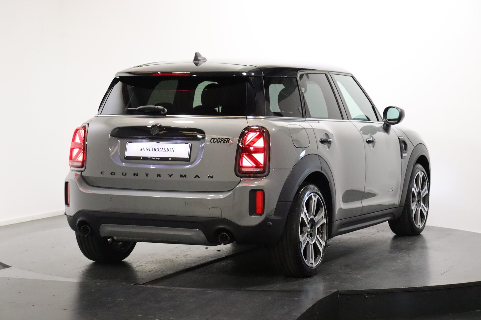 MINI Countryman F60 2.0i Cooper S SAG ALL4, Petrol, Second hand / Used, Automatic - 4