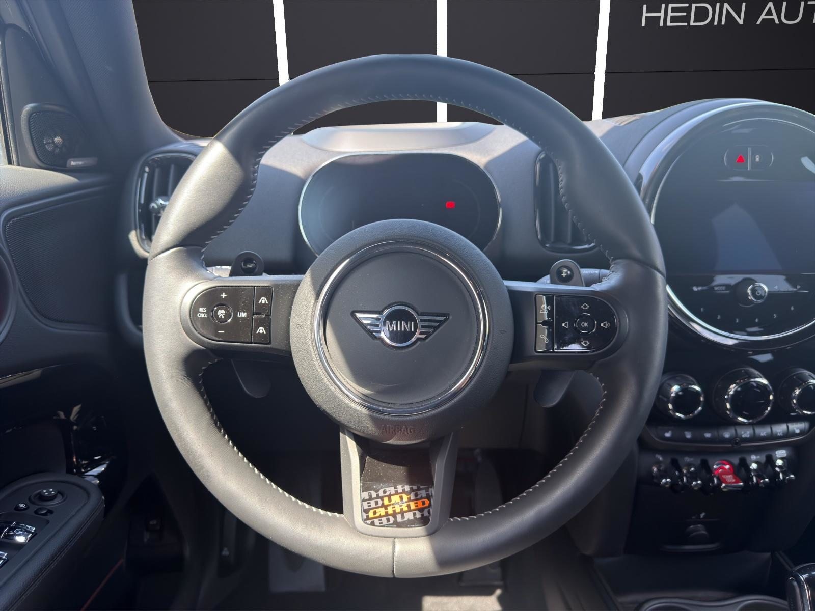 MINI Countryman F60 2.0i Cooper S ALL4, Benzin, Occasion / Gebraucht, Automatik - 6
